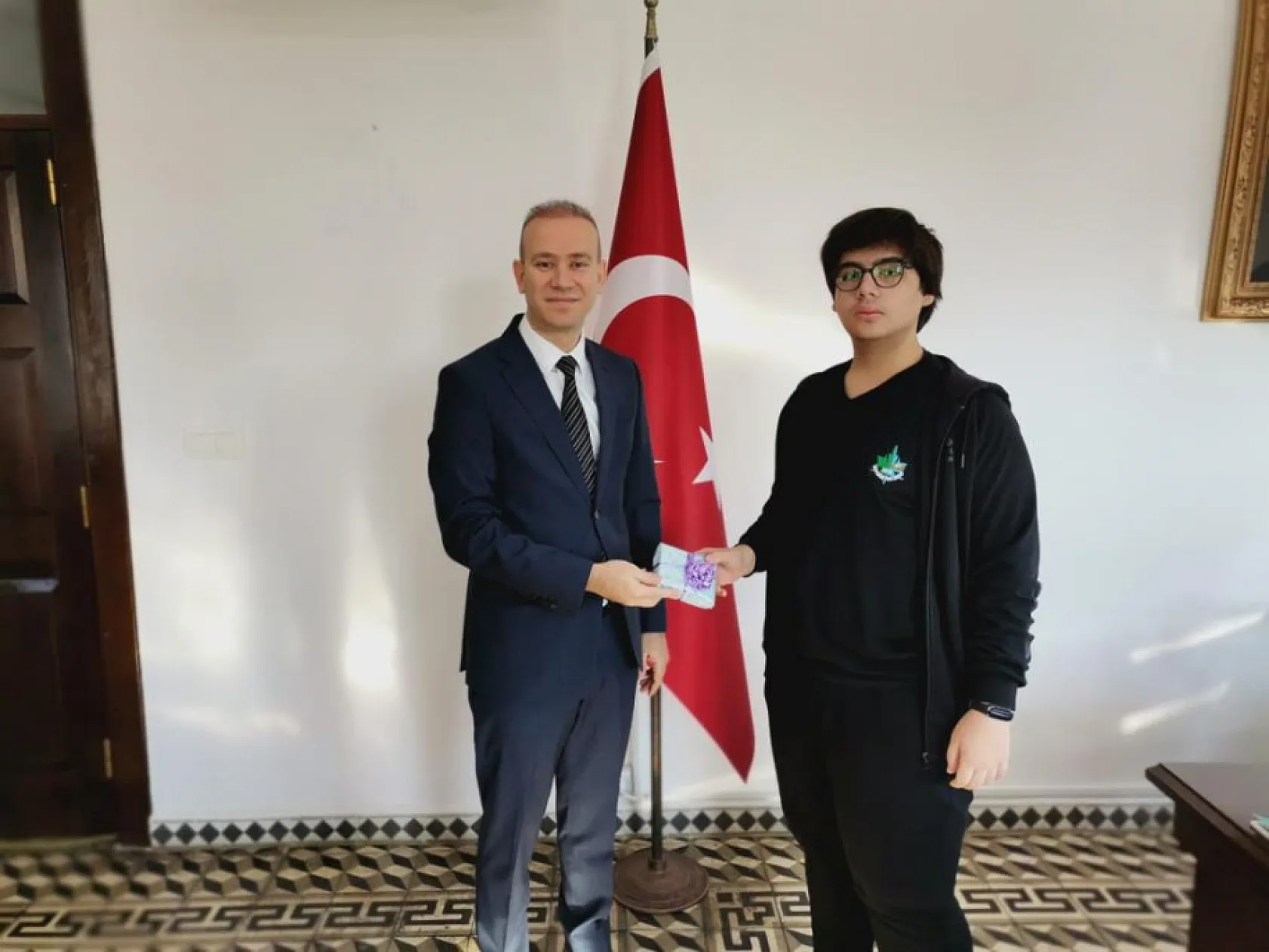 Köyceğiz Kaymakamı Maslak, Türkiye ikincisi olan takımı ödüllendirdi