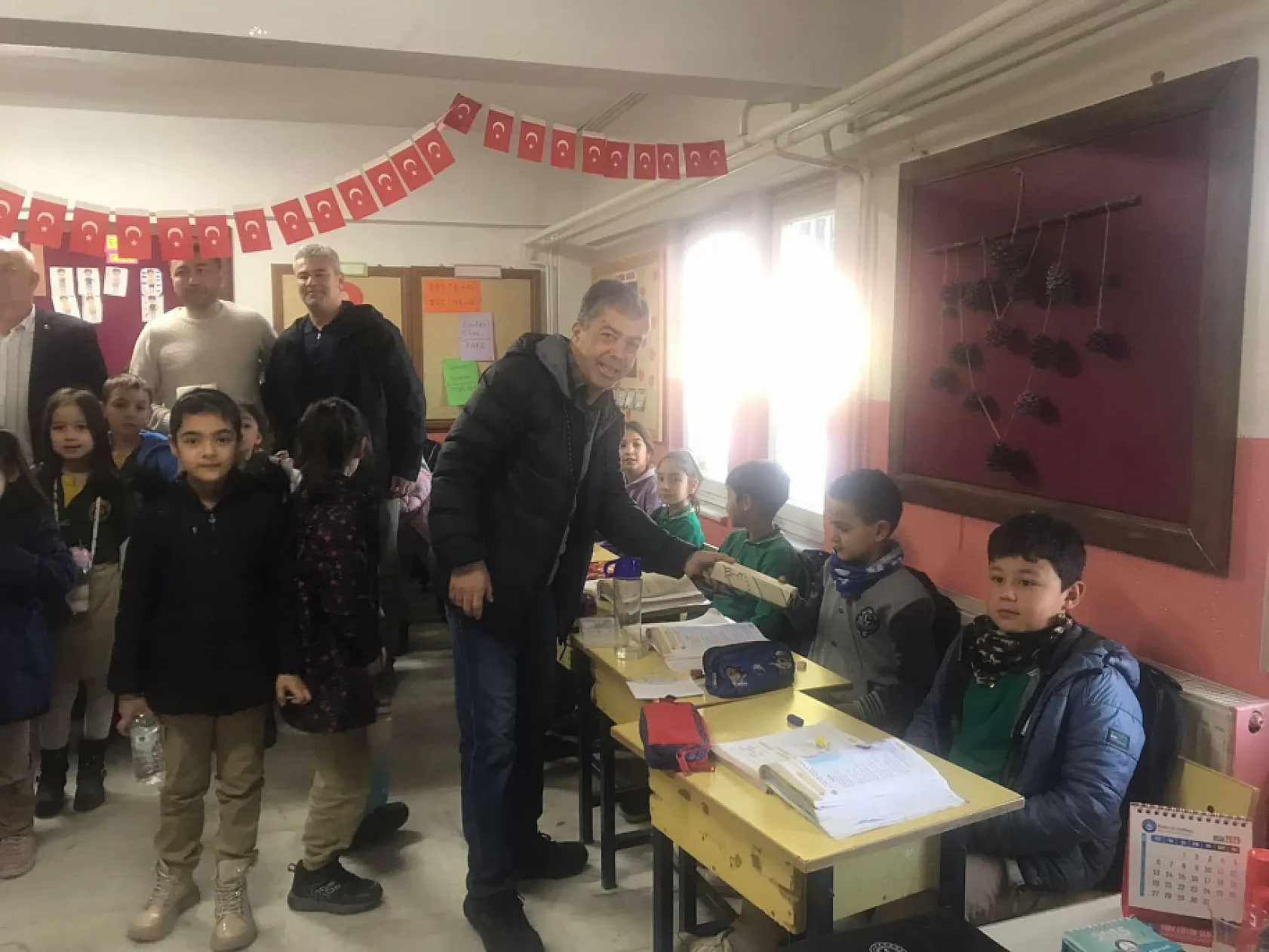 Muğla'da 'Bir Kitap Bir İnsan' projesiyle eğitime destek