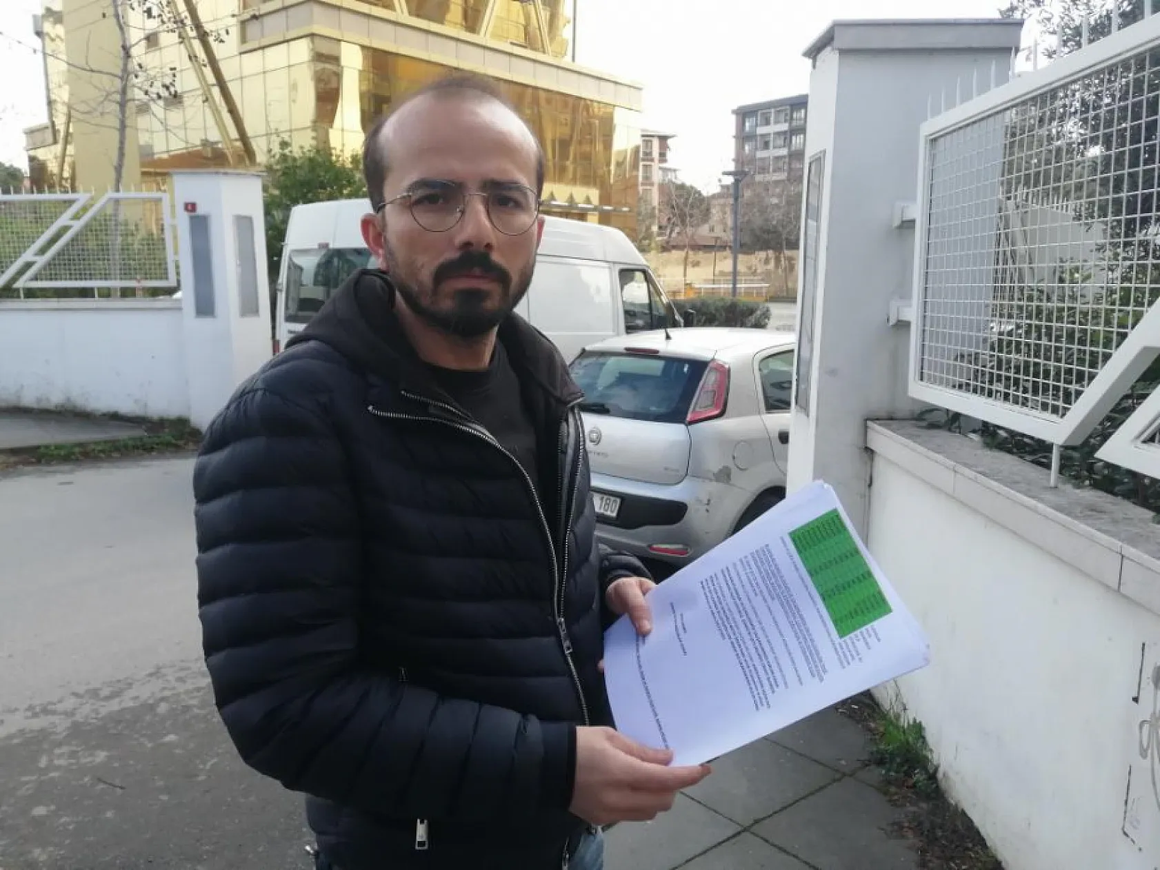 Borç anlaşmazlığı: Zorla sözleşme imzalatıp tehdit ettiler