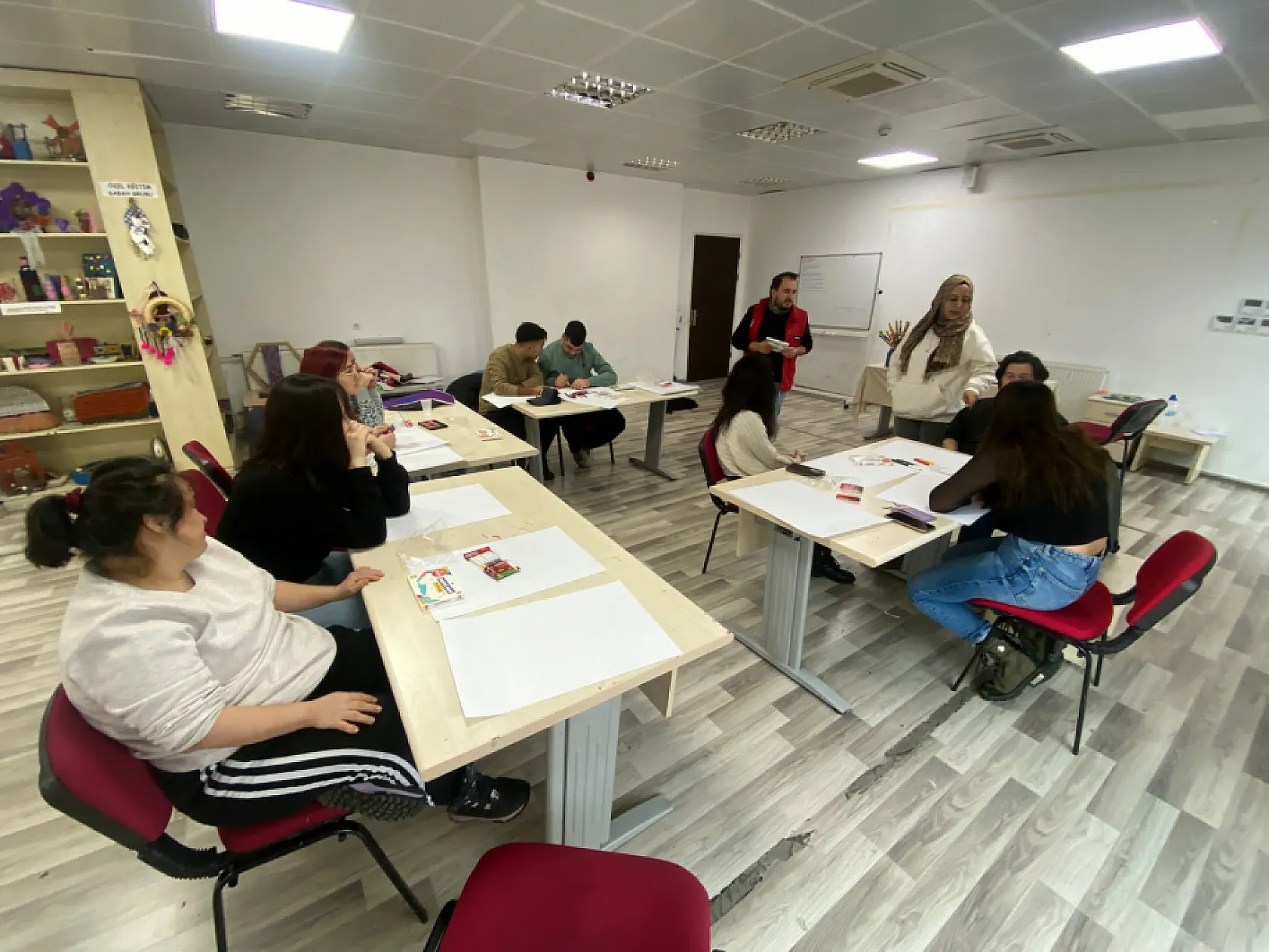 Muğla Gençlik Merkezi'nde engeller sanatla aşılıyor