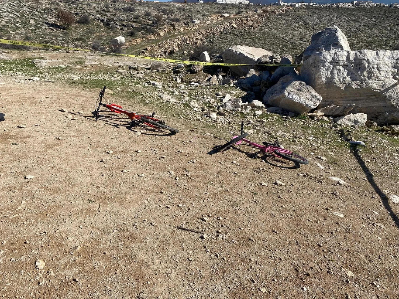 İki çocuk boğularak öldü