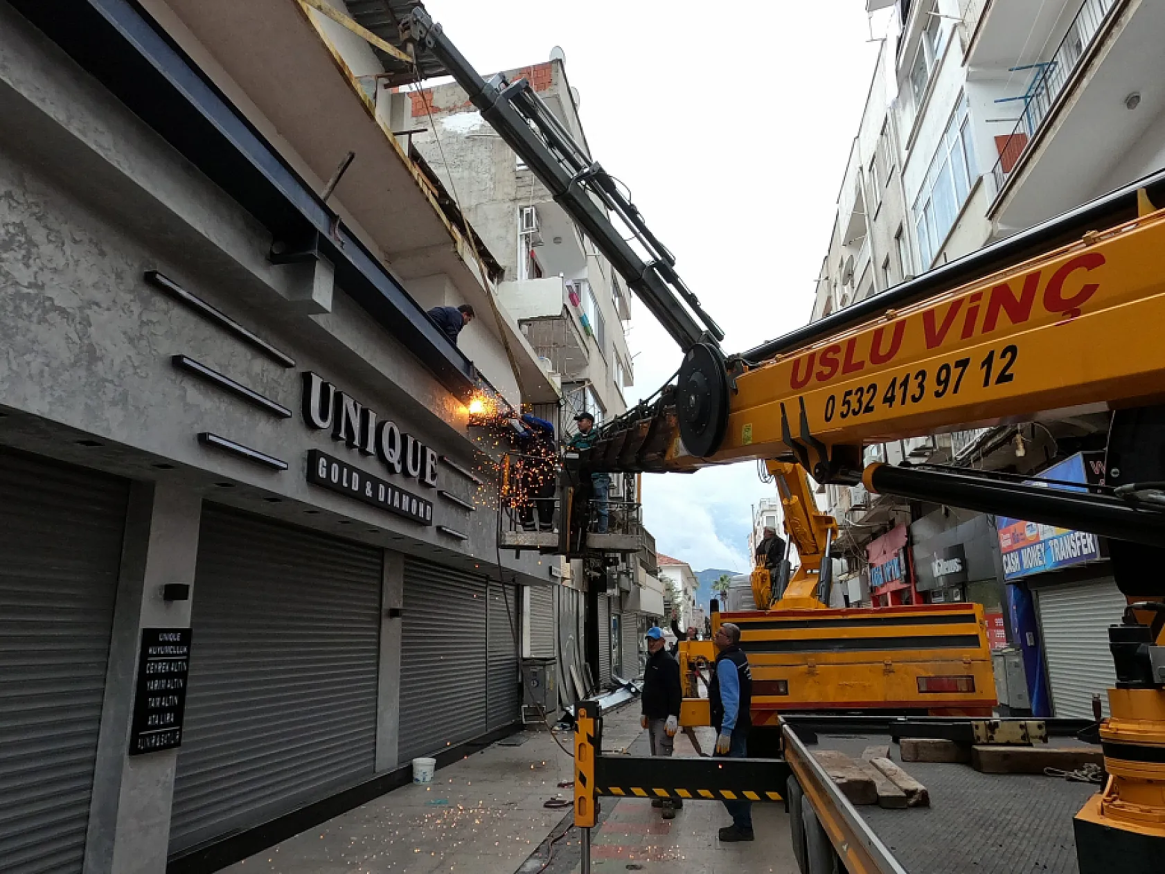 Marmaris'te Kapalı Çarşı el birliği ile güzelleşecek