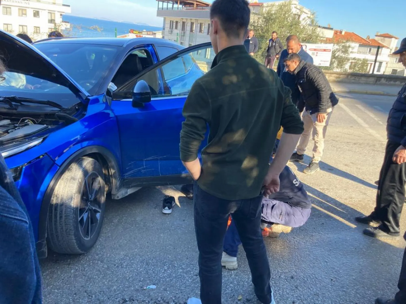 Kalp Krizi Nedeniyle Kontrolden Çıkan Cip Duvara Çarptı: 1 Kişi Hayatını Kaybetti, 1 Yaralı