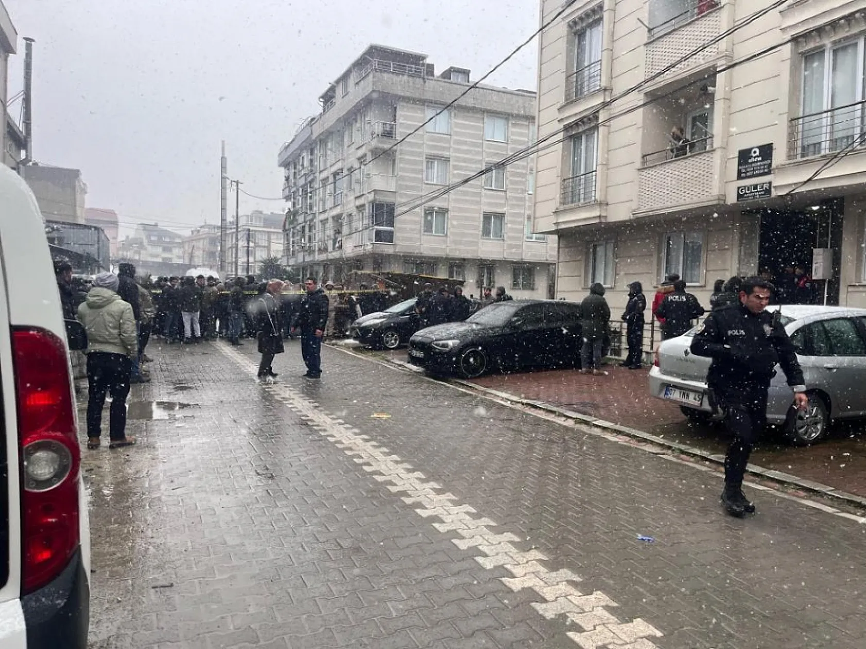İstanbul'da korkunç cinayet! Tartıştığı eşini boğarak öldürdü