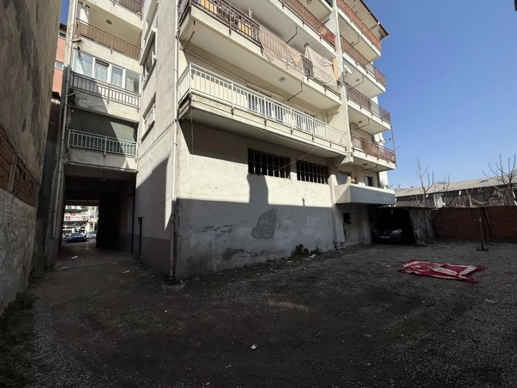 Hamile kadının ölümünde şoke eden detay: Bir şüpheli dolapta saklanırken yakalandı