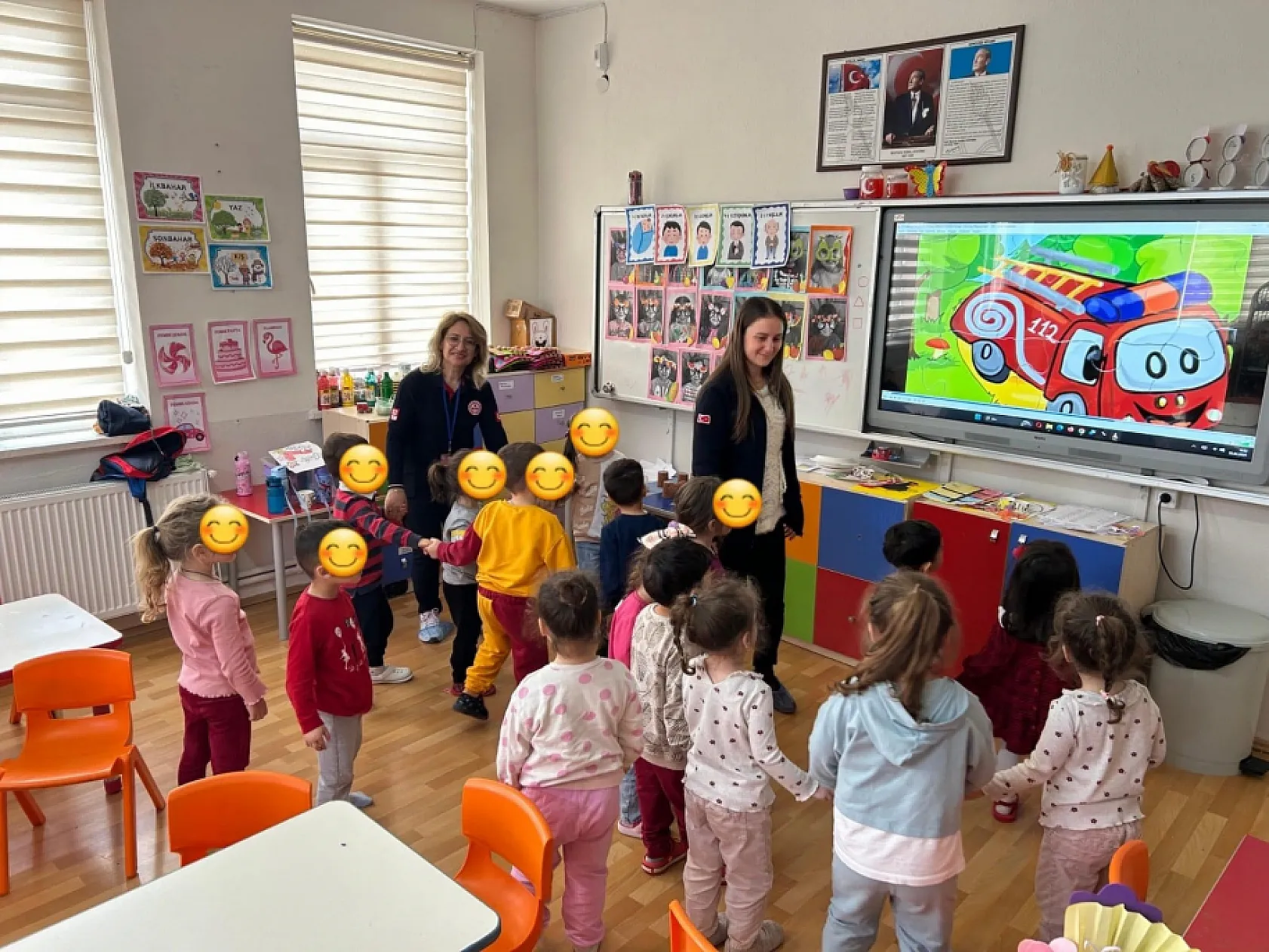 Menteşe'de minik öğrencilere 112 farkındalık eğitimi verildi