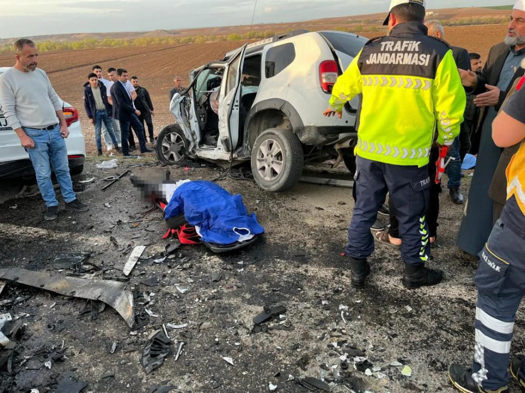 Taziye dönüşü feci kaza: 3 ölü, 4 yaralı