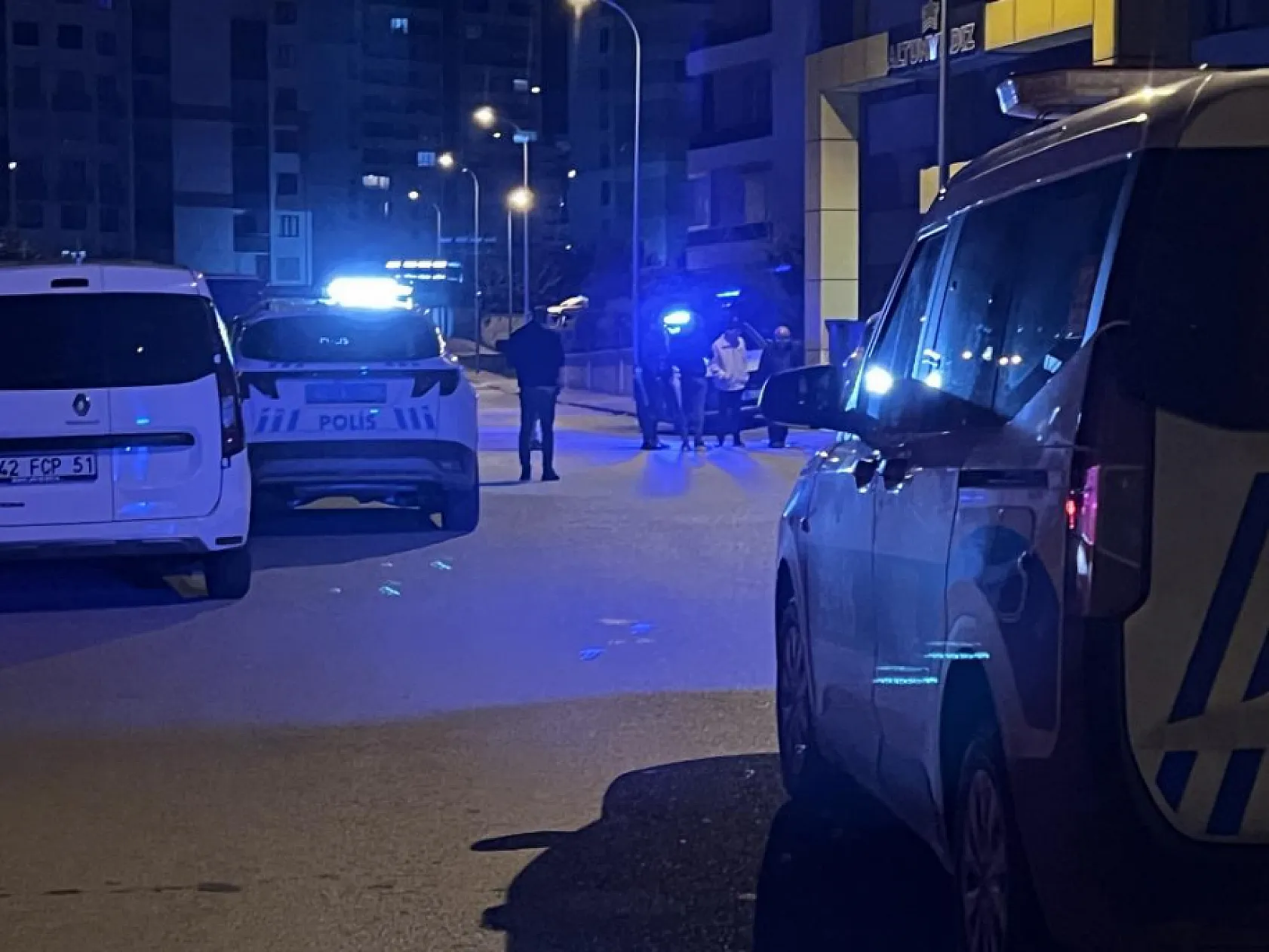 Otoparkta dehşet: Site sakinini otoparkta av tüfeği ile vurarak öldürdü