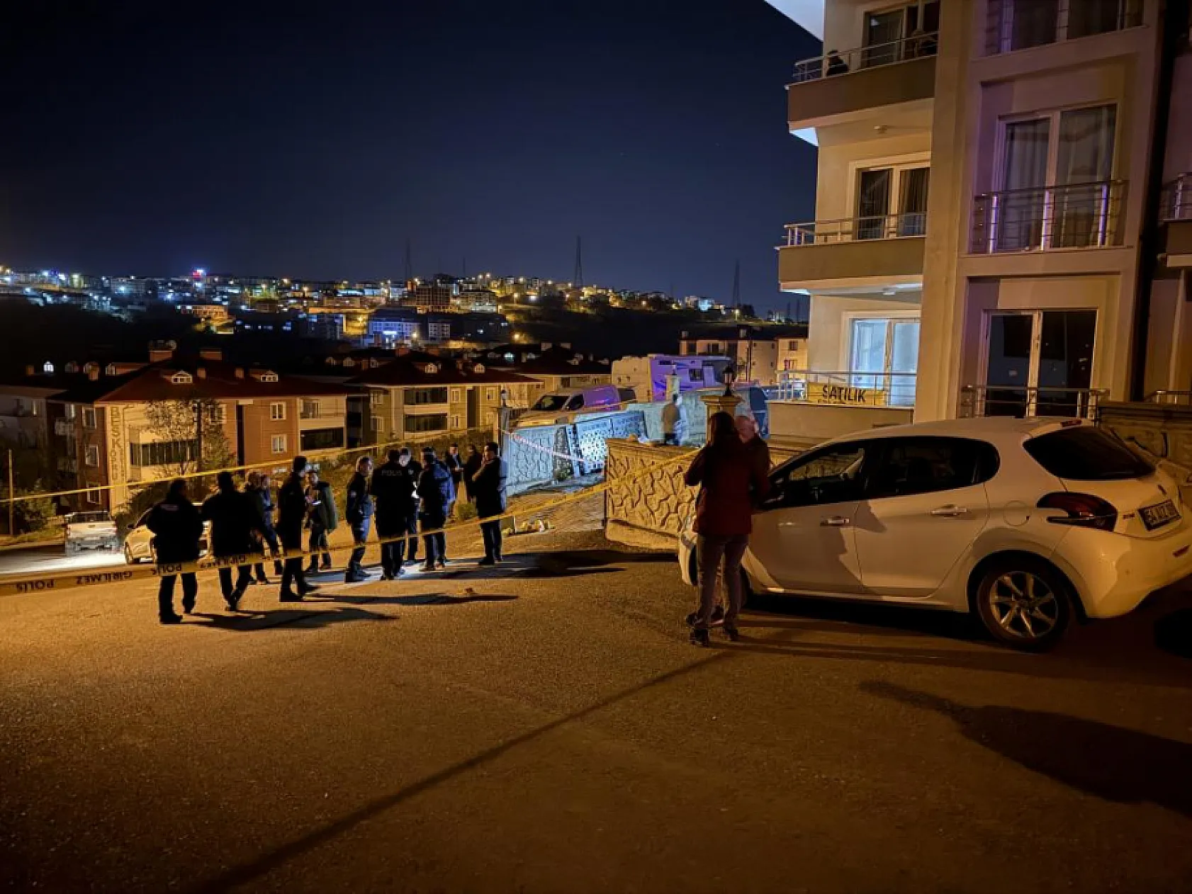 Komşuların kavgasında gece kana bulandı: 5 ölü, 5 yaralı