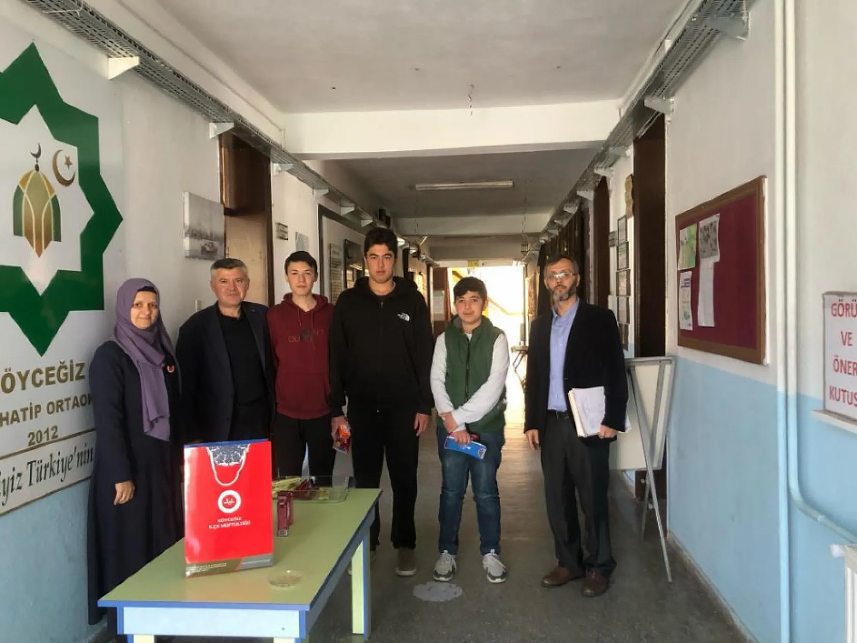 Köyceğiz'de lise ve üniversite öğrencileri umre ödüllü yarışmaya katıldı