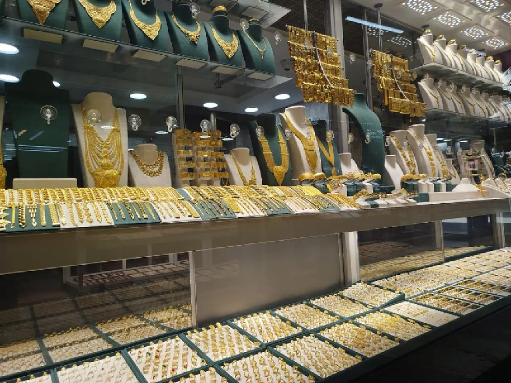 Altındaki artış düğün sahiplerini endişelendiriyor