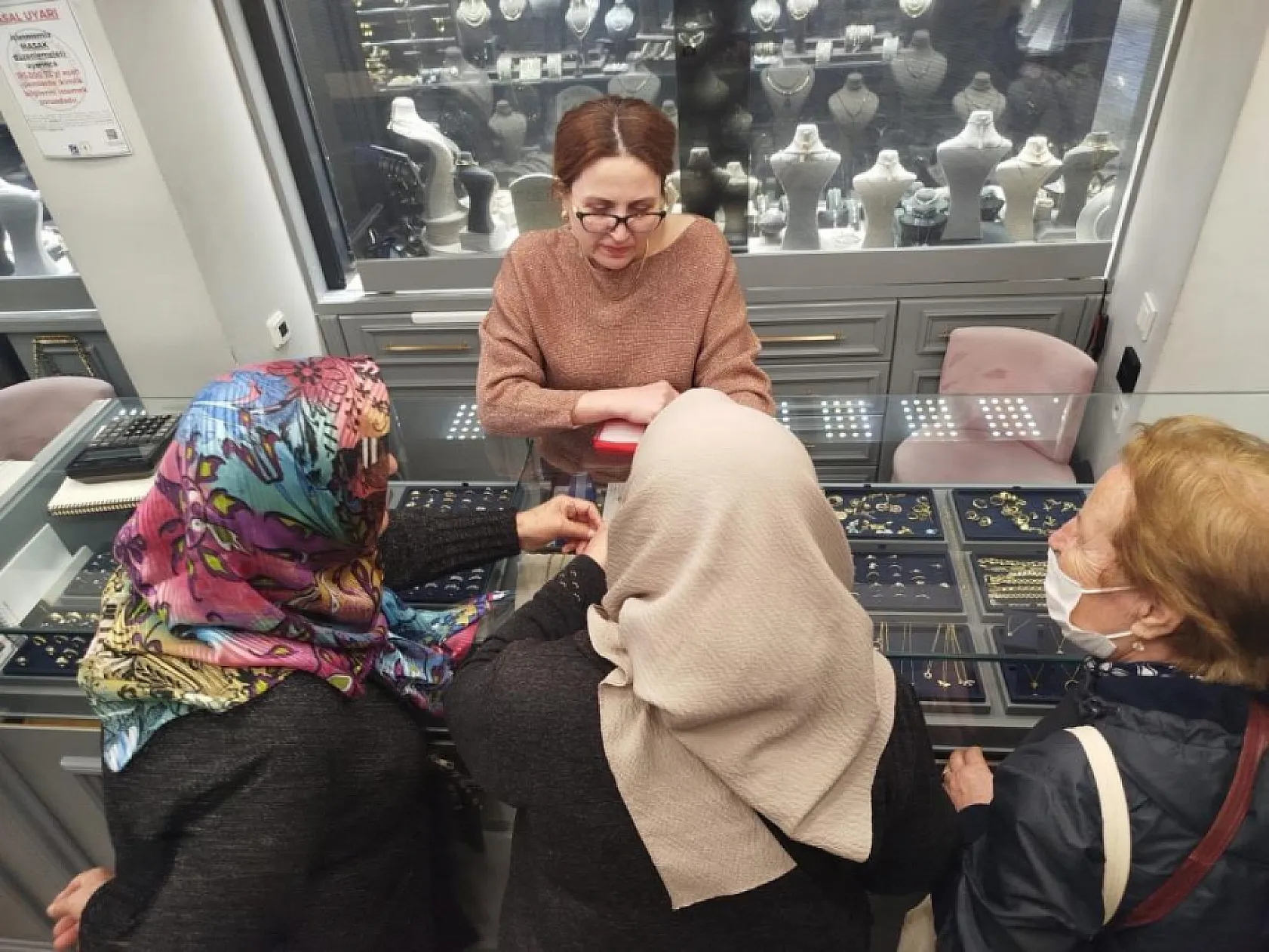 Altındaki artış düğün sahiplerini endişelendiriyor