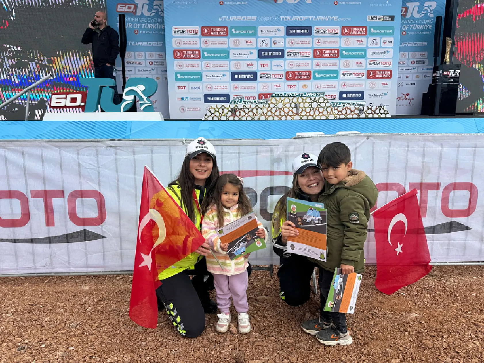 Muğla emniyetinden Kraliçe Etap'ta trafik farkındalığı etkinliği