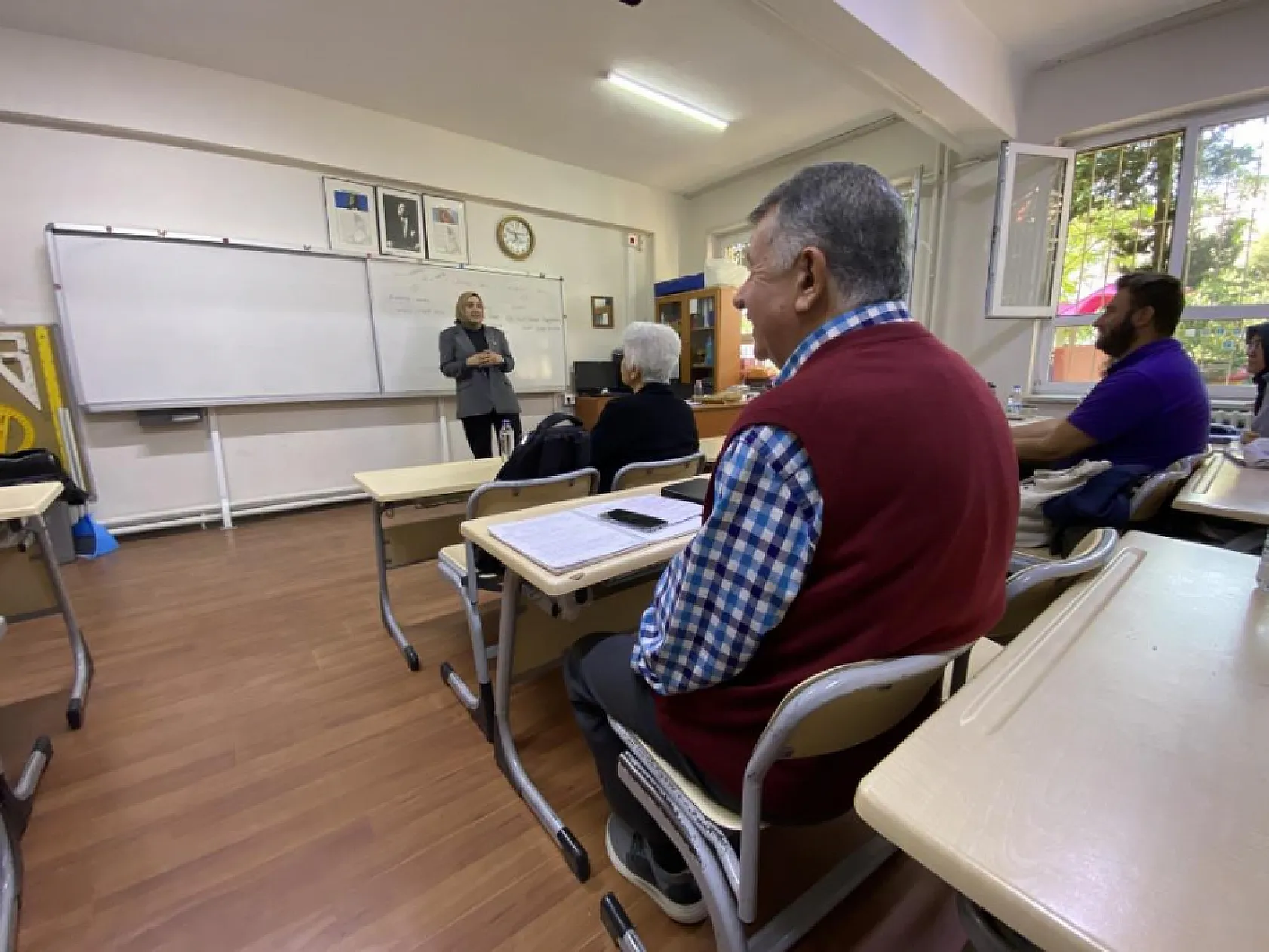 Duygulandıran hikâye: Torun sevgisi dede'ye Almanca öğretti