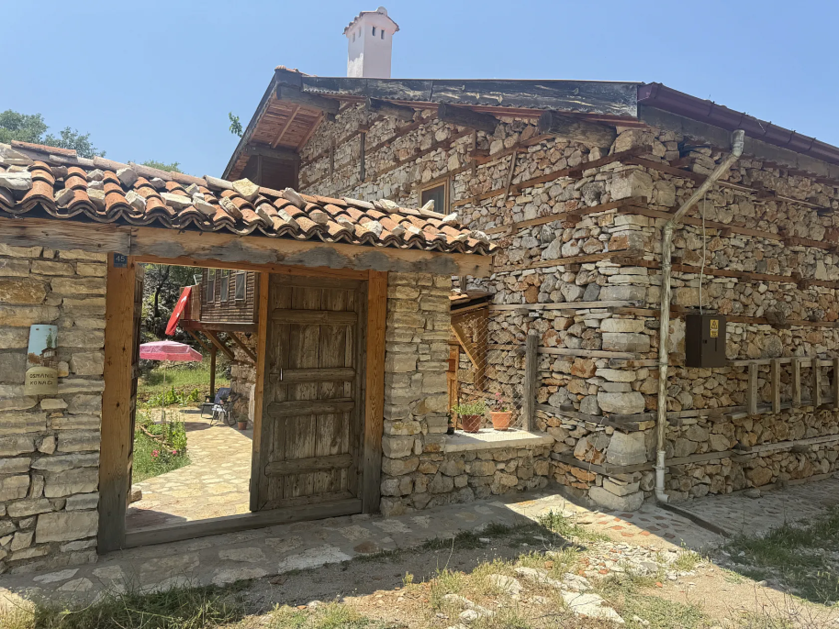 Beton girmemiş köyde 'Osmanil' konağı olarak bilinen 200 yıllık bir tarih daha ayağa kaldırıldı