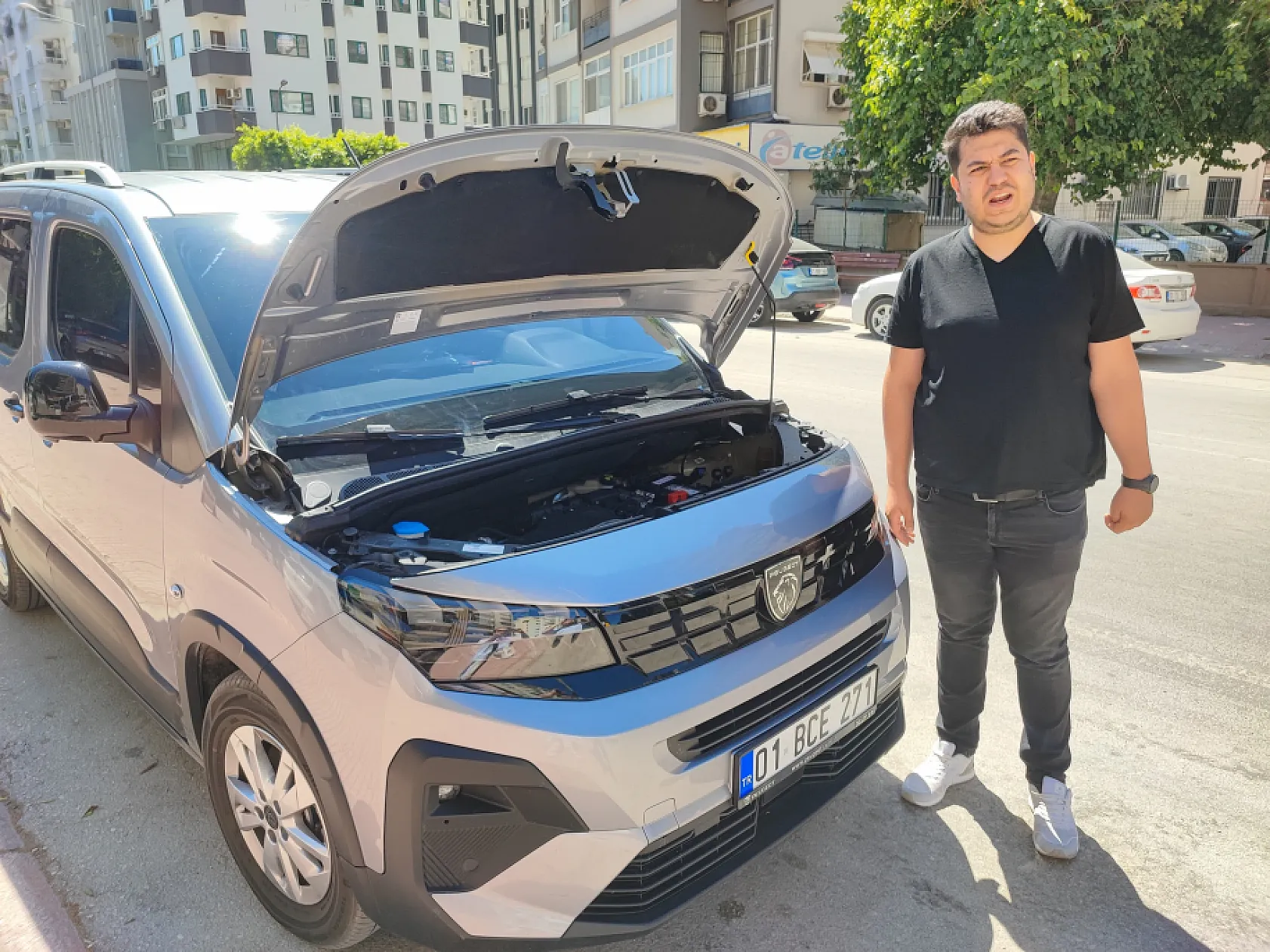 Ekspere götürdü şok oldu: Sıfır aldığı Peugeot panelvan boyalı ve 'Sök-tak' çıktı