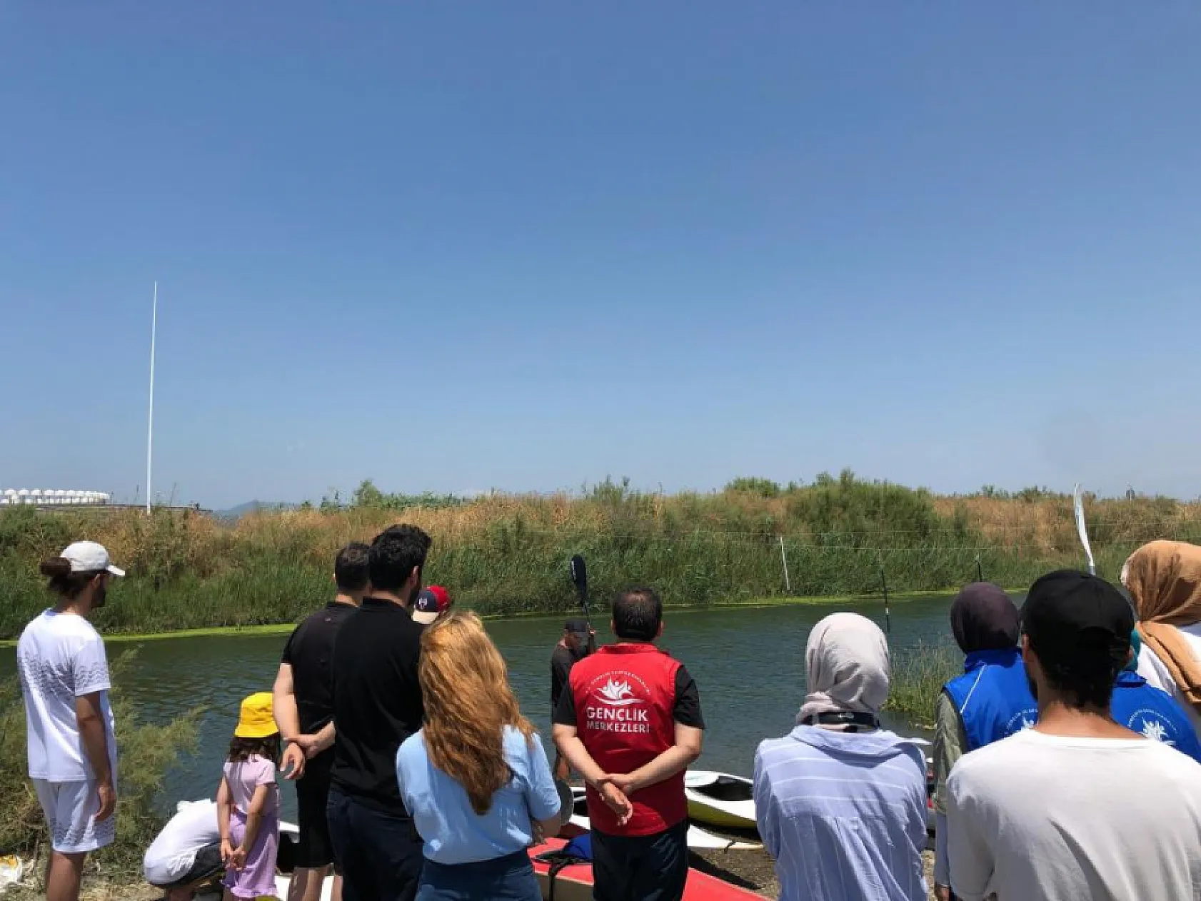 Muğla'da gençlerden örnek davranış: Dalaman ve Ortaca'da çevre temizliği