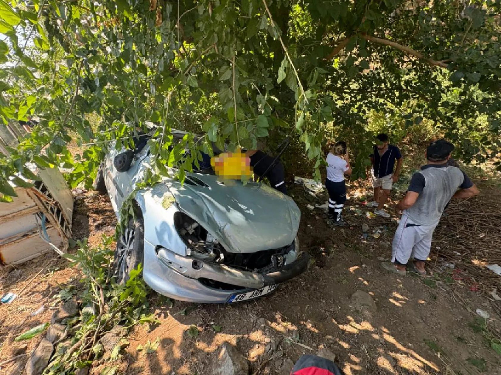 Fethiye'de otomobil sazlığa uçtu: 2 ölü, 1 yaralı