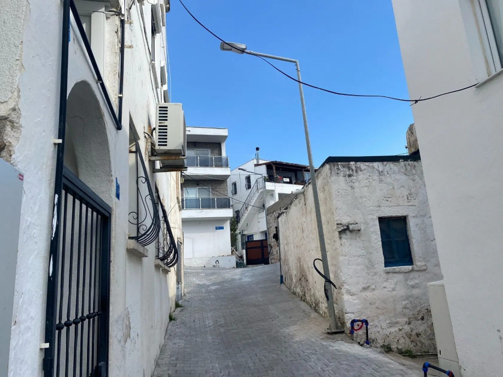 Bodrum'da aydınlatma yenileme çalışmaları devam ediyor