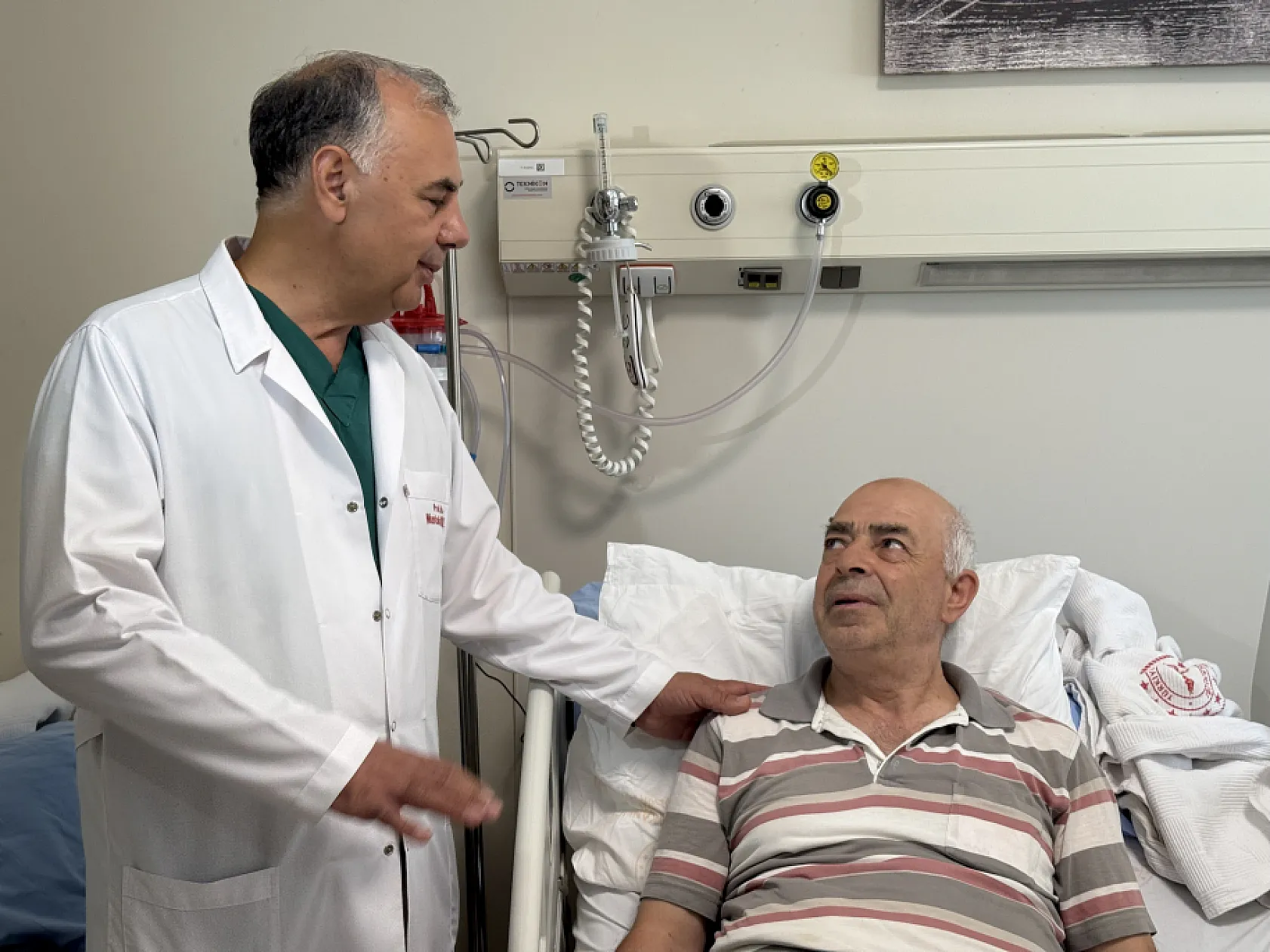 Üzerine çaydanlık devrilen 70 yaşındaki adam dehşeti yaşadı, vücudunun yüzde 20'si yandı