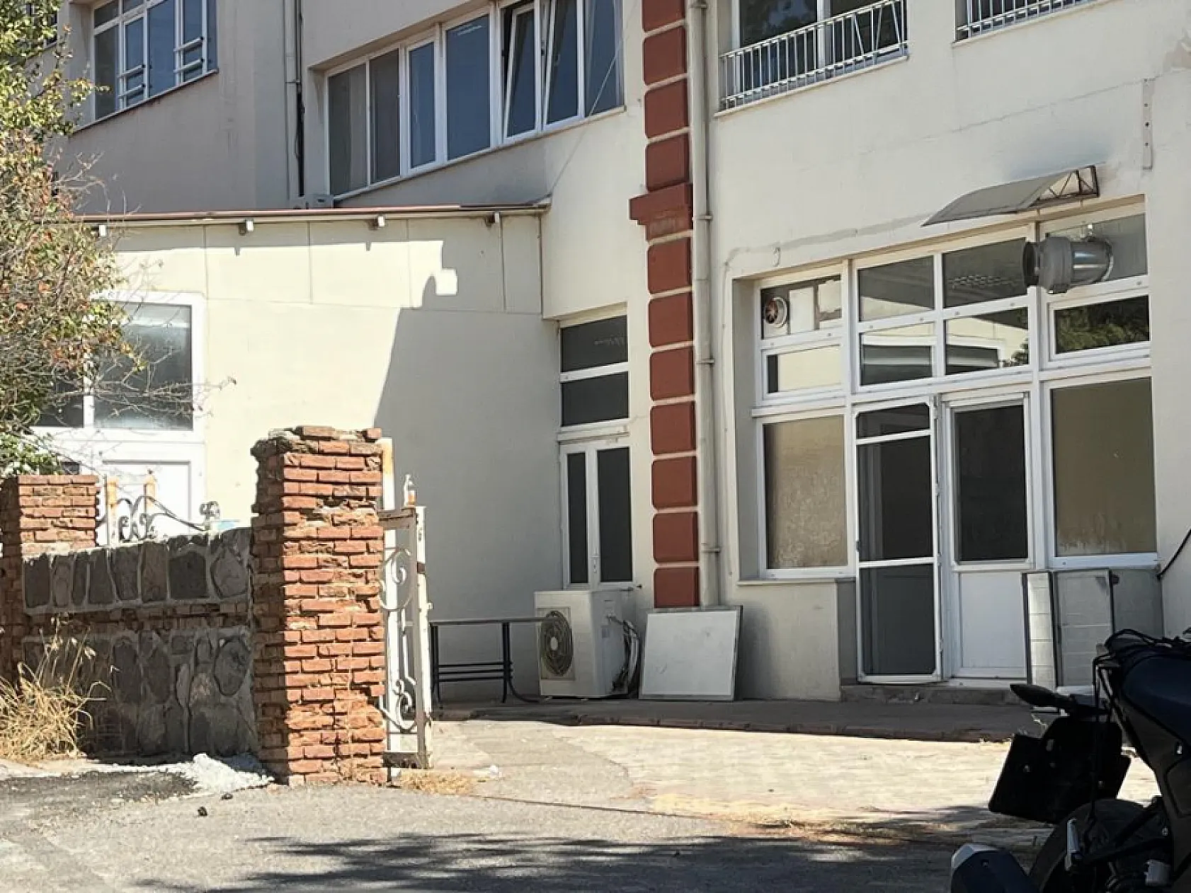 Liselilerin tehlikeli şakasında bir öğrenci ölümden döndü