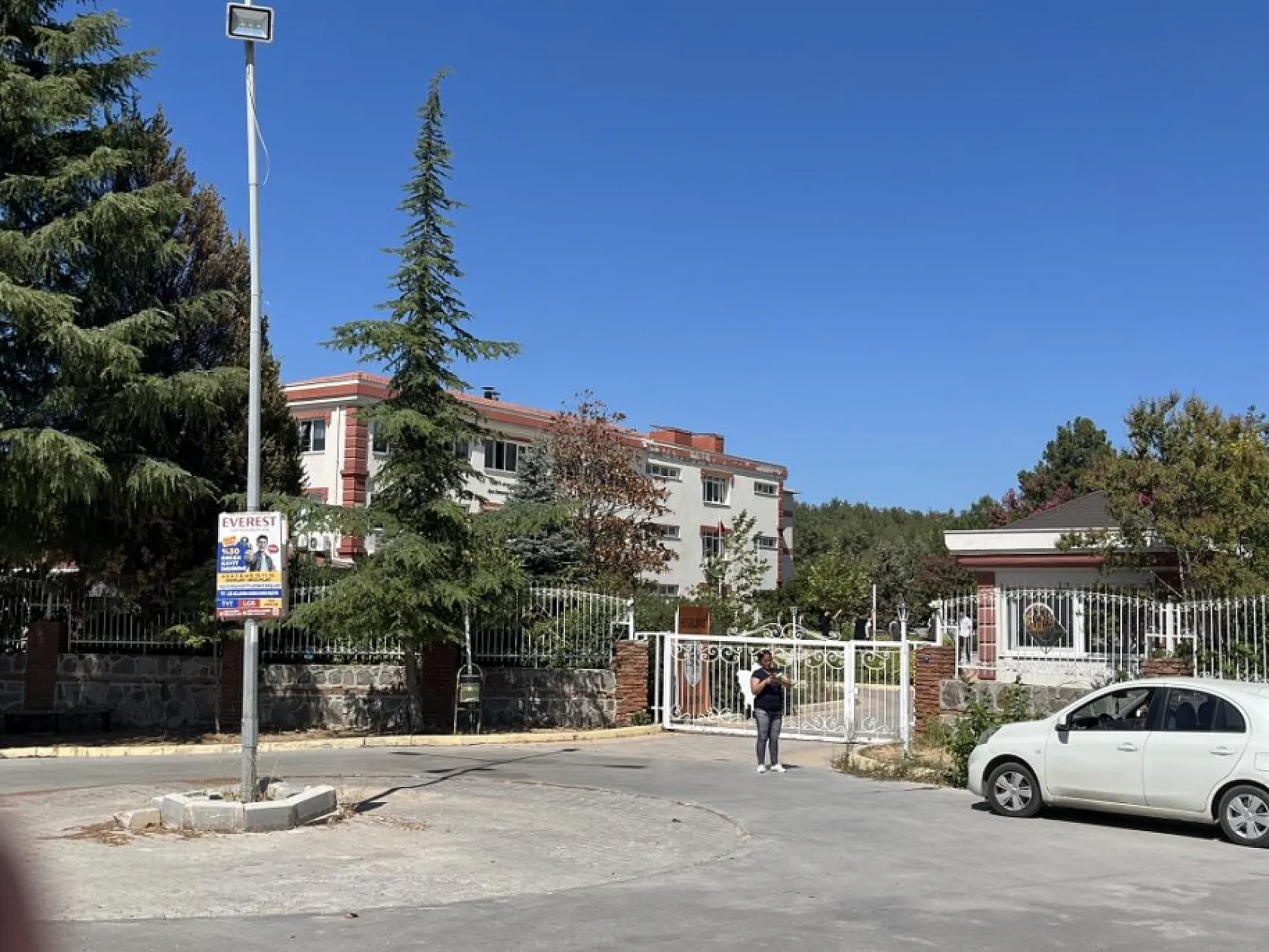 Liselilerin tehlikeli şakasında bir öğrenci ölümden döndü