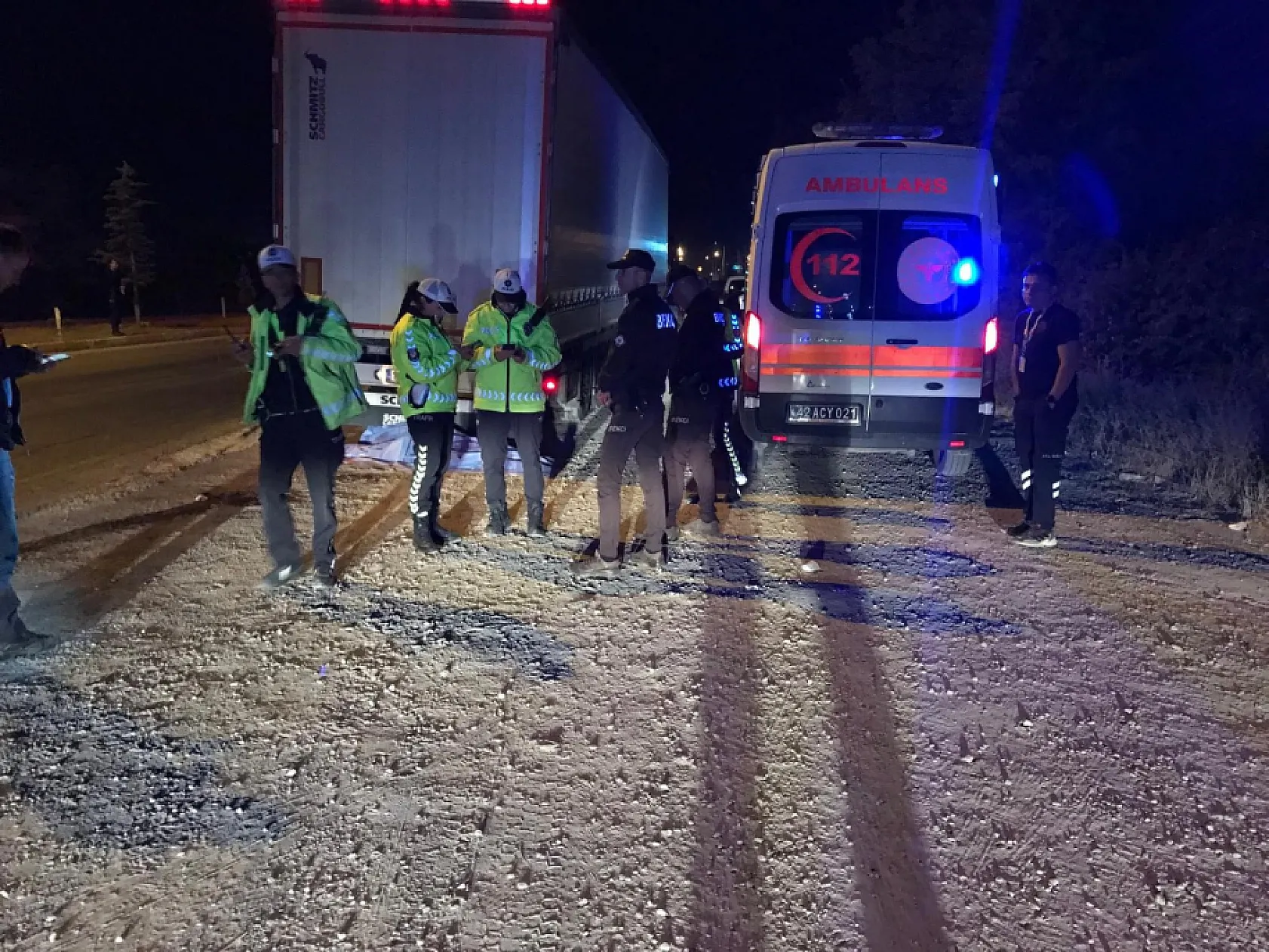 Tırın çarptığı genç hayatını kaybetti