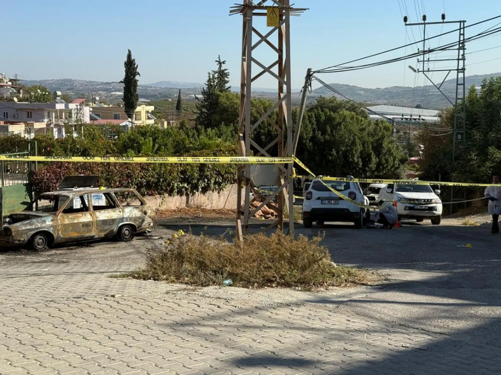 Meydan Ortasında Kan Donduran Olay! 13 Yaşındaki Çocuk Hayatını Kaybetti, Saldırgan İntihar Etti