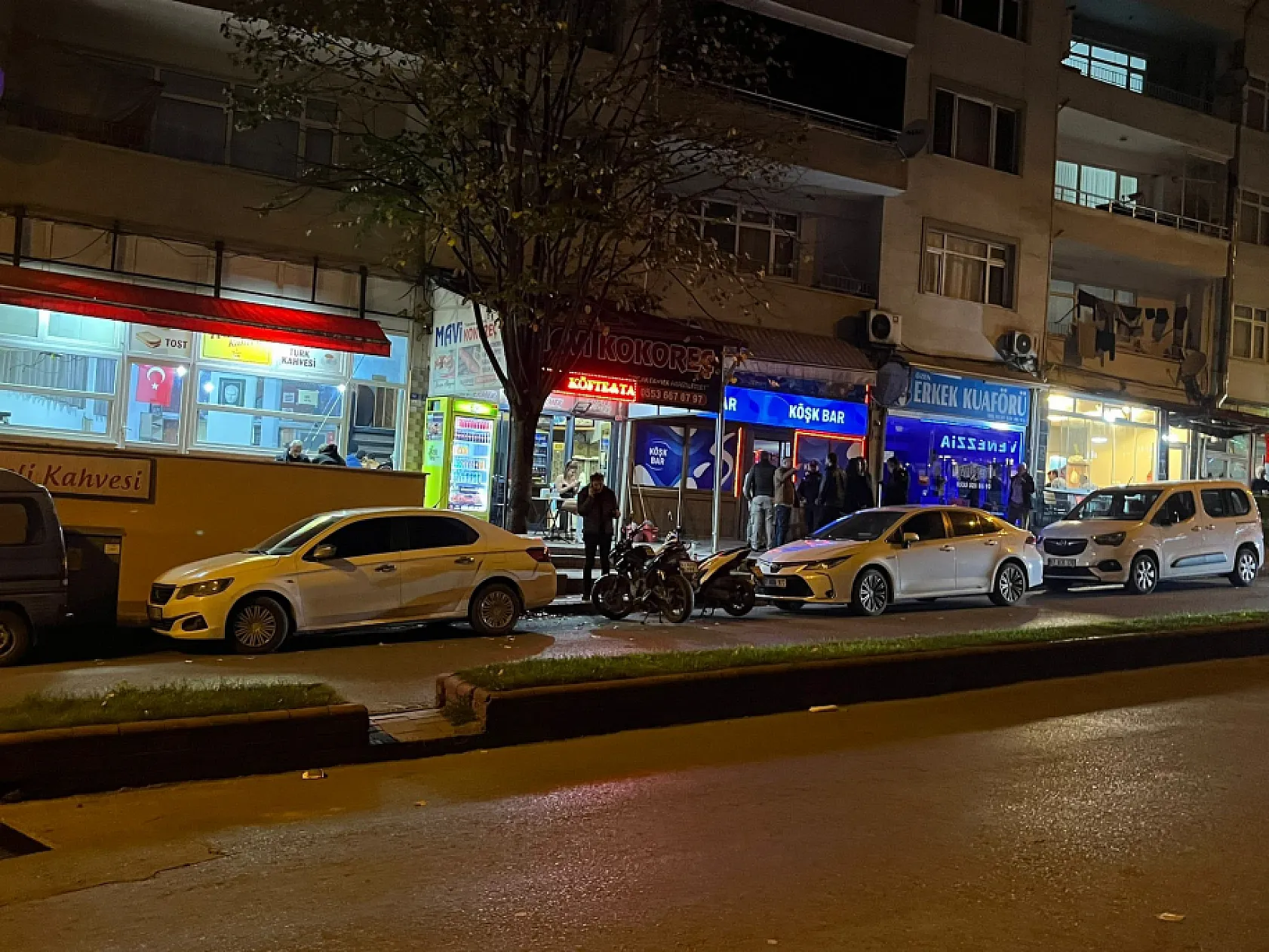 Eski polis av tüfeği ile katliam yaptı 2 ölü 2 yaralı