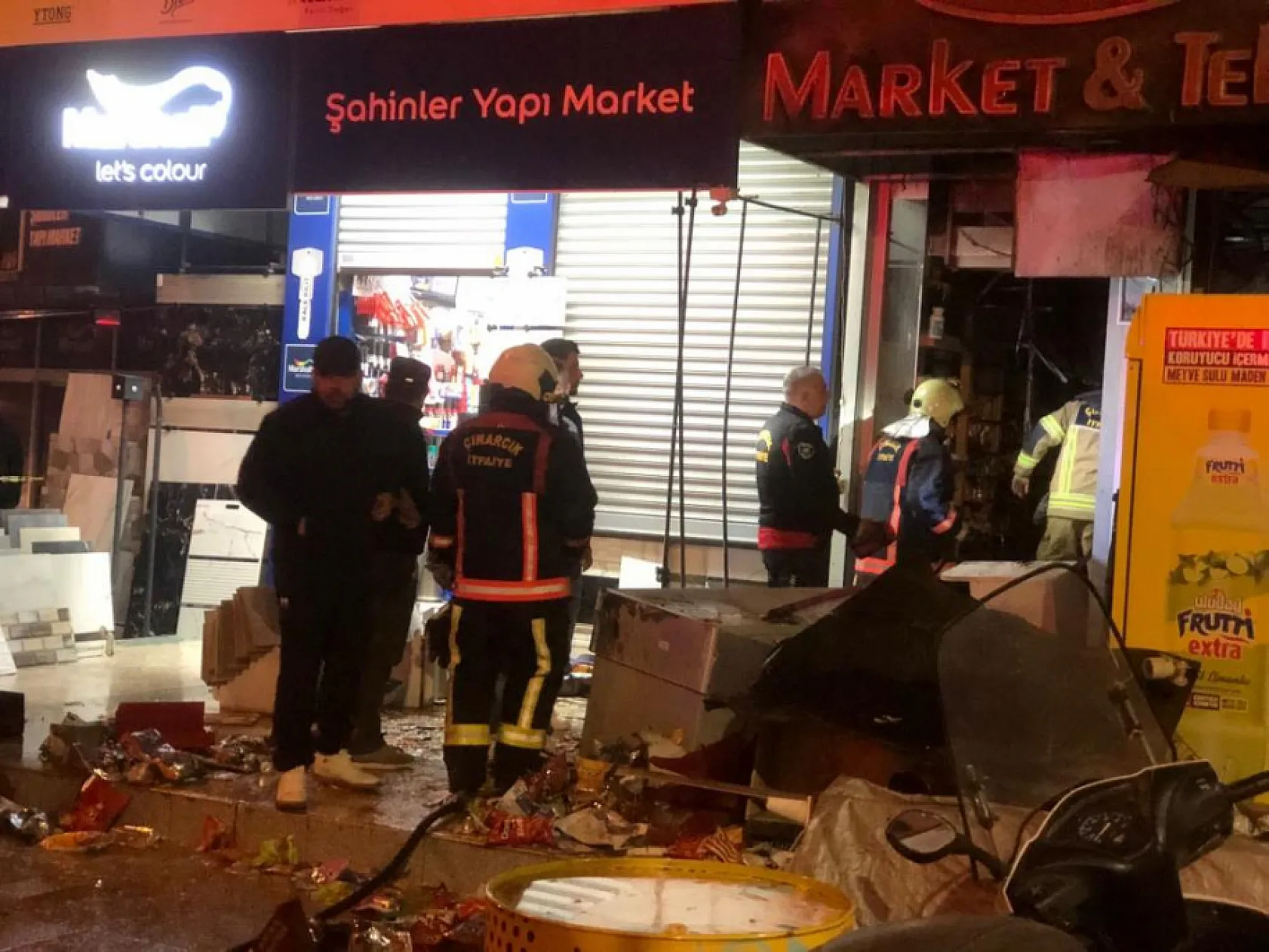 Aile Tartışması Faciaya Dönüştü: Tekel Bayisi Bir Anda Patladı