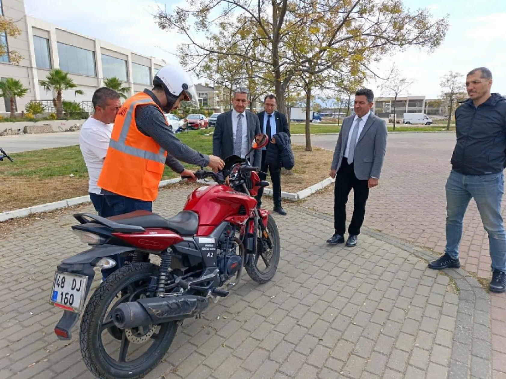 Menteşe'de direksiyon sınav komisyon üyelerine yönelik uygulamalı eğitim tamamlandı