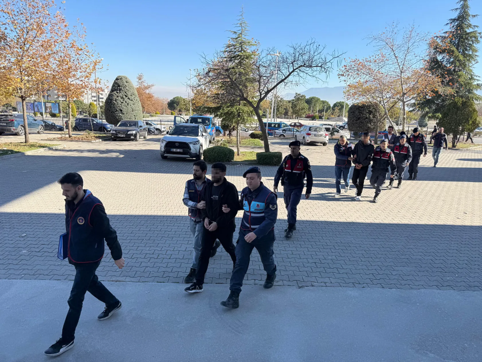 Ülke genelinde 150 milyonluk hırsızlık yapan kasa fareleri operasyonlarla yakalandı