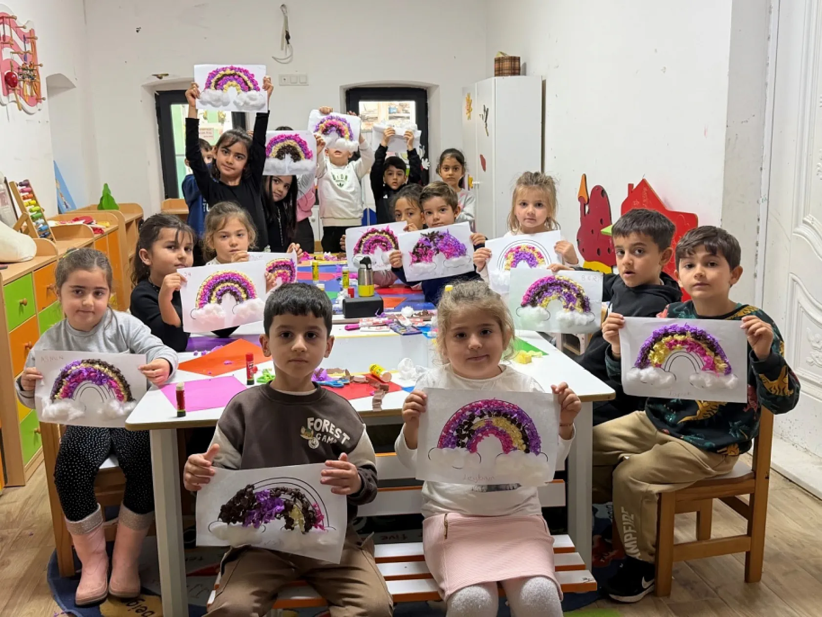 Bodrum'da Gökkuşağı Sanat Atölyesi yoğun ilgi gördü