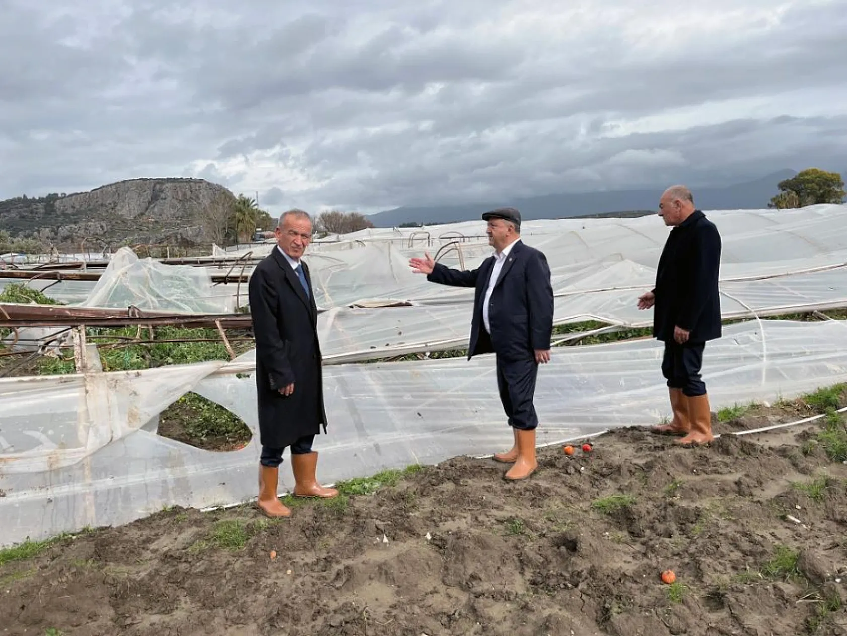 Dolu ve hortumun vurduğu Seydikemer'de oda başkanlarından destek çağrısı