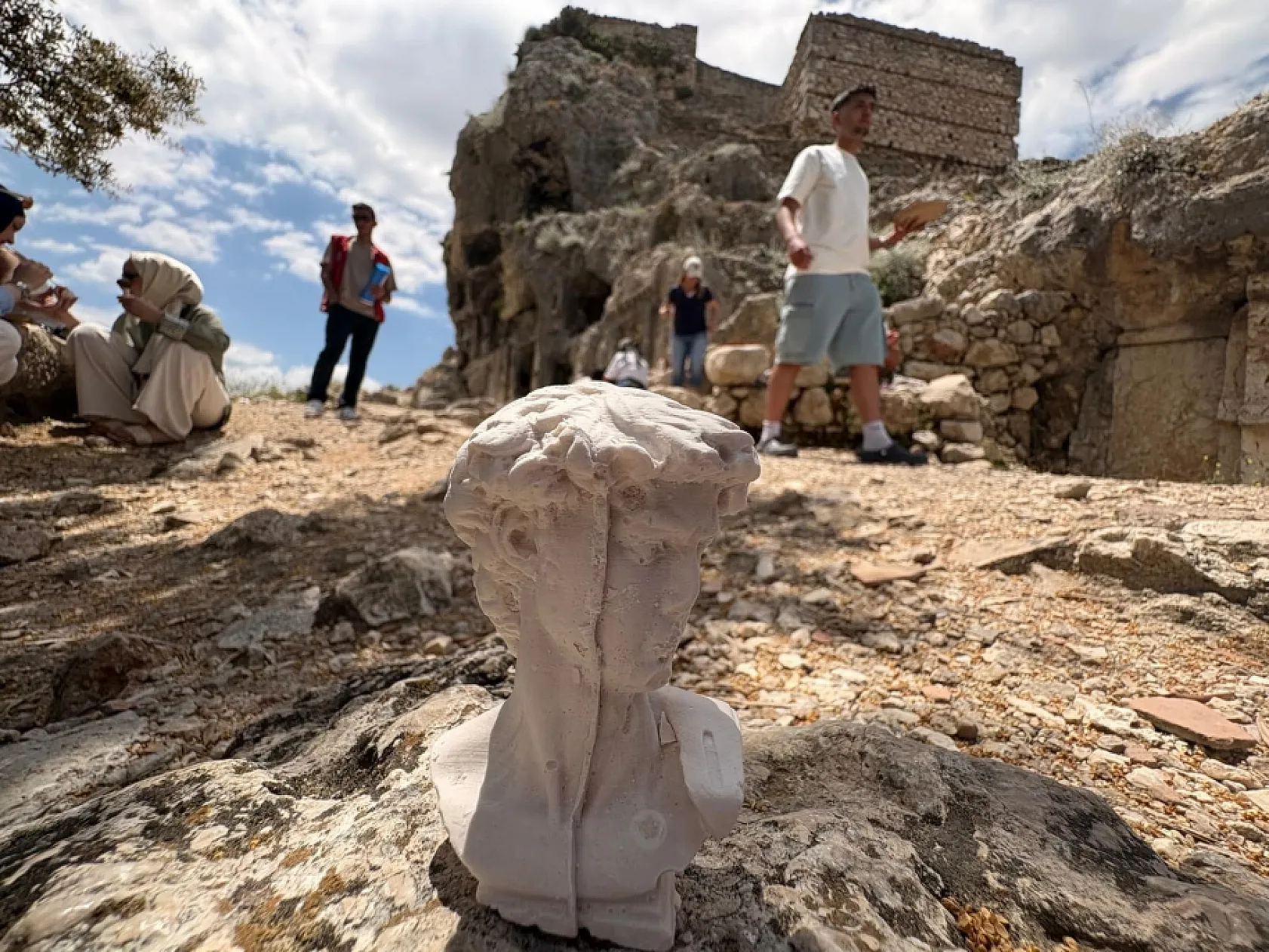 Muğla'da gençlerin tarih, sanat ve doğa yolculuğu