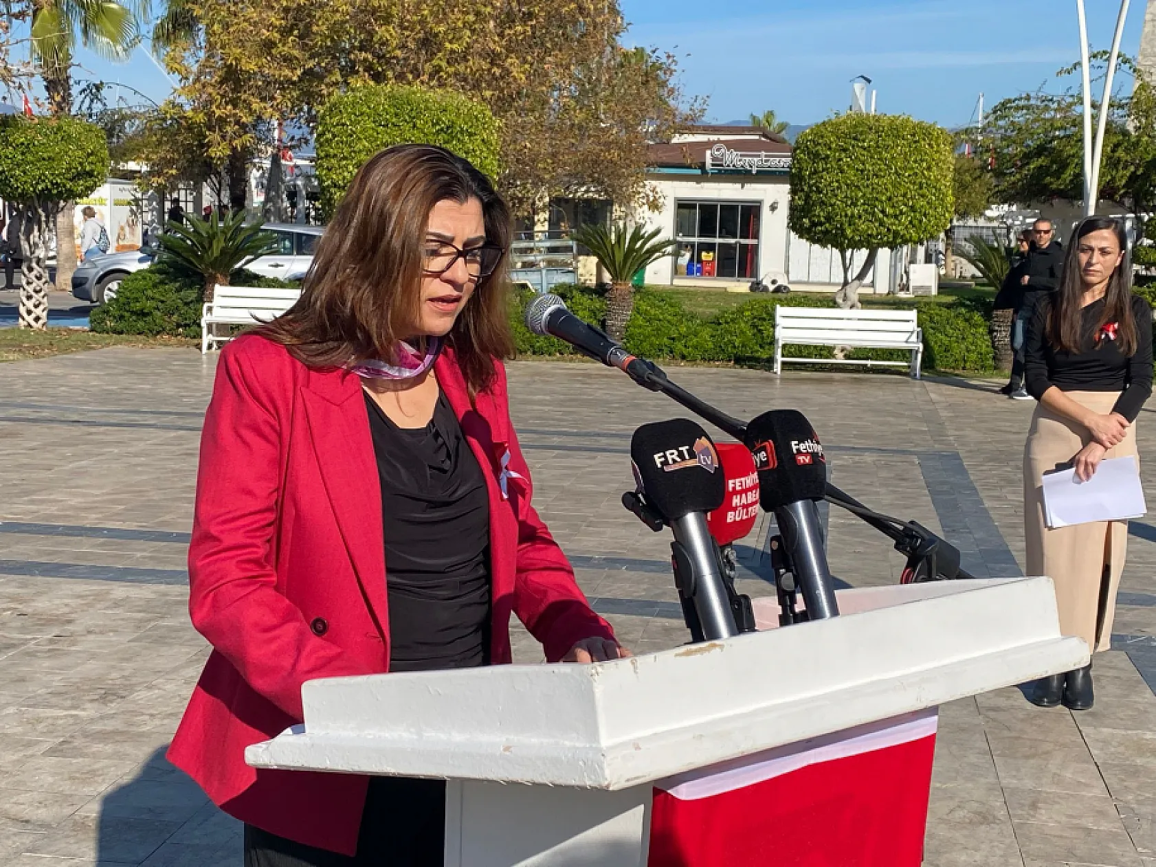 Fethiye'de 5 Aralık Dünya Kadın Hakları Günü Coşkuyla Kutlandı