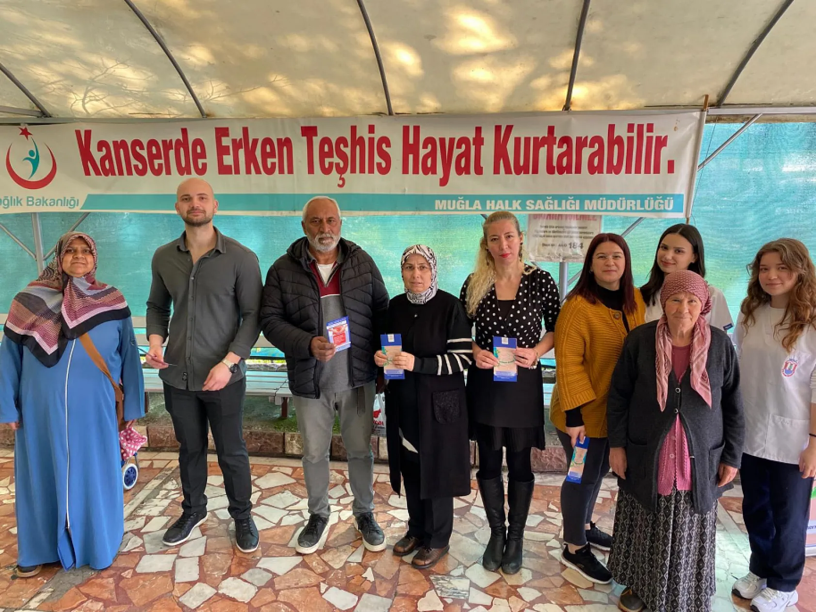 Fethiye İlçe Sağlık Müdürlüğü'nden 'Kanserde Erken Teşhis' Standı