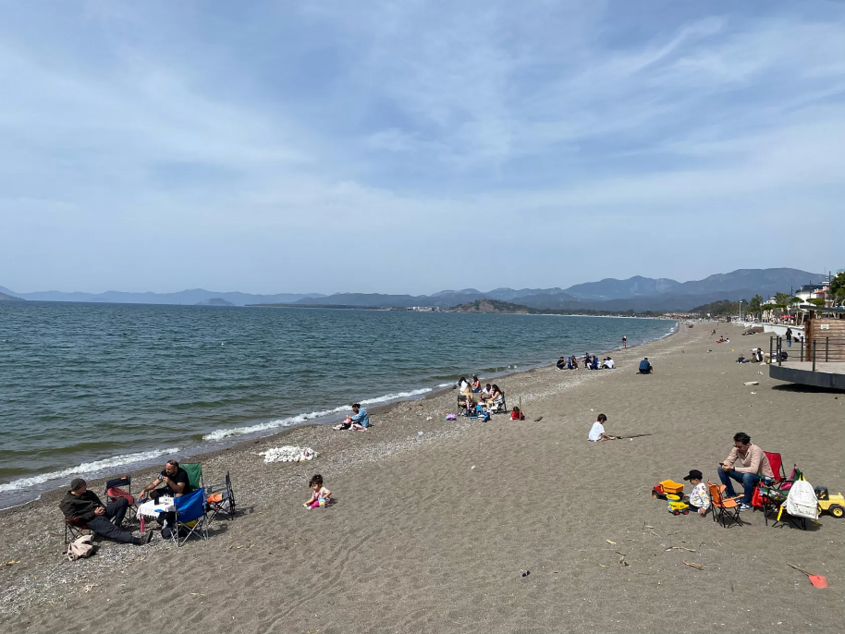 Güneşli günler Fethiye'yi sarıyor! Çalış Plajı hareketlendi