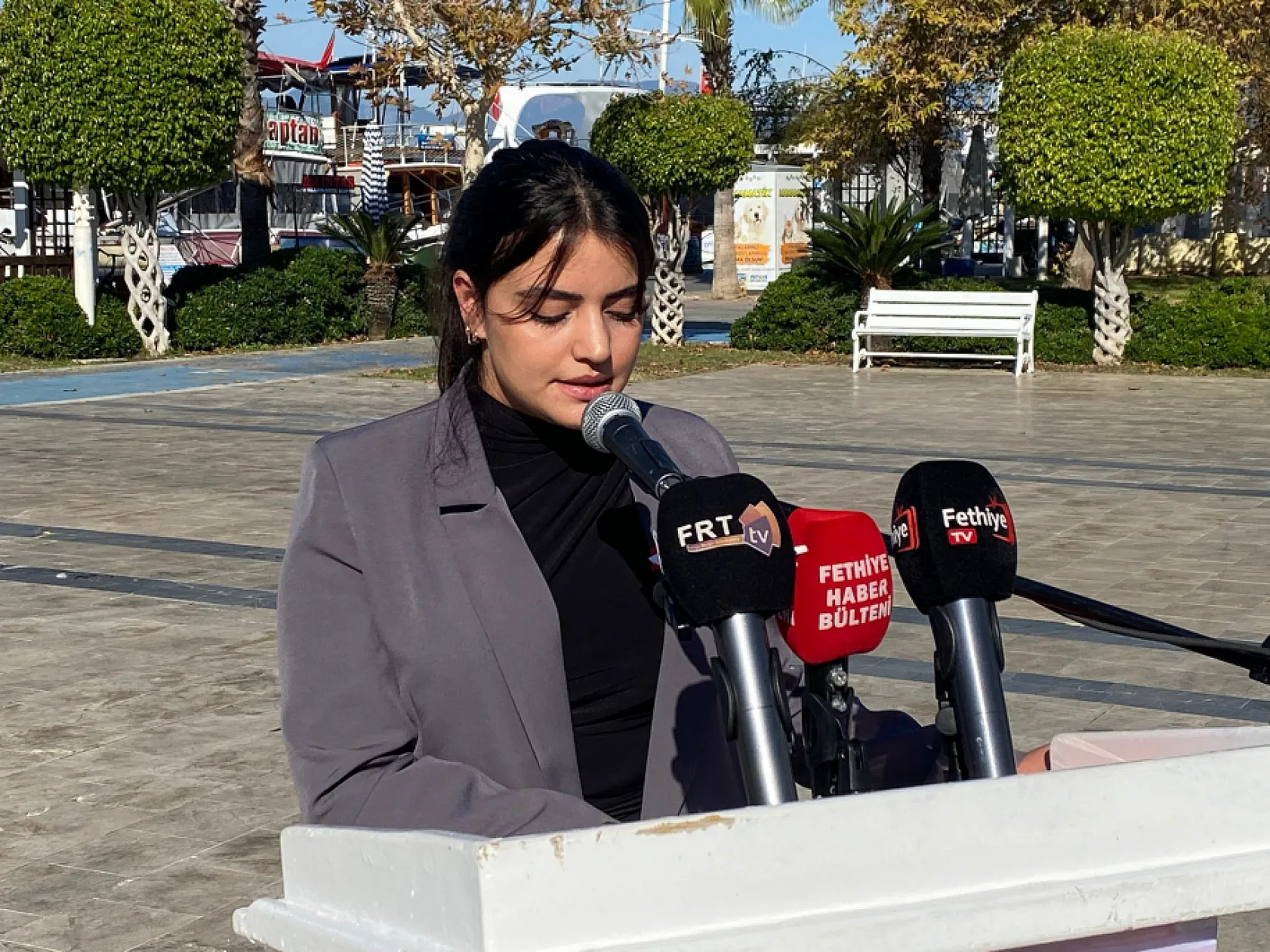 Fethiye'de 5 Aralık Dünya Kadın Hakları Günü Coşkuyla Kutlandı