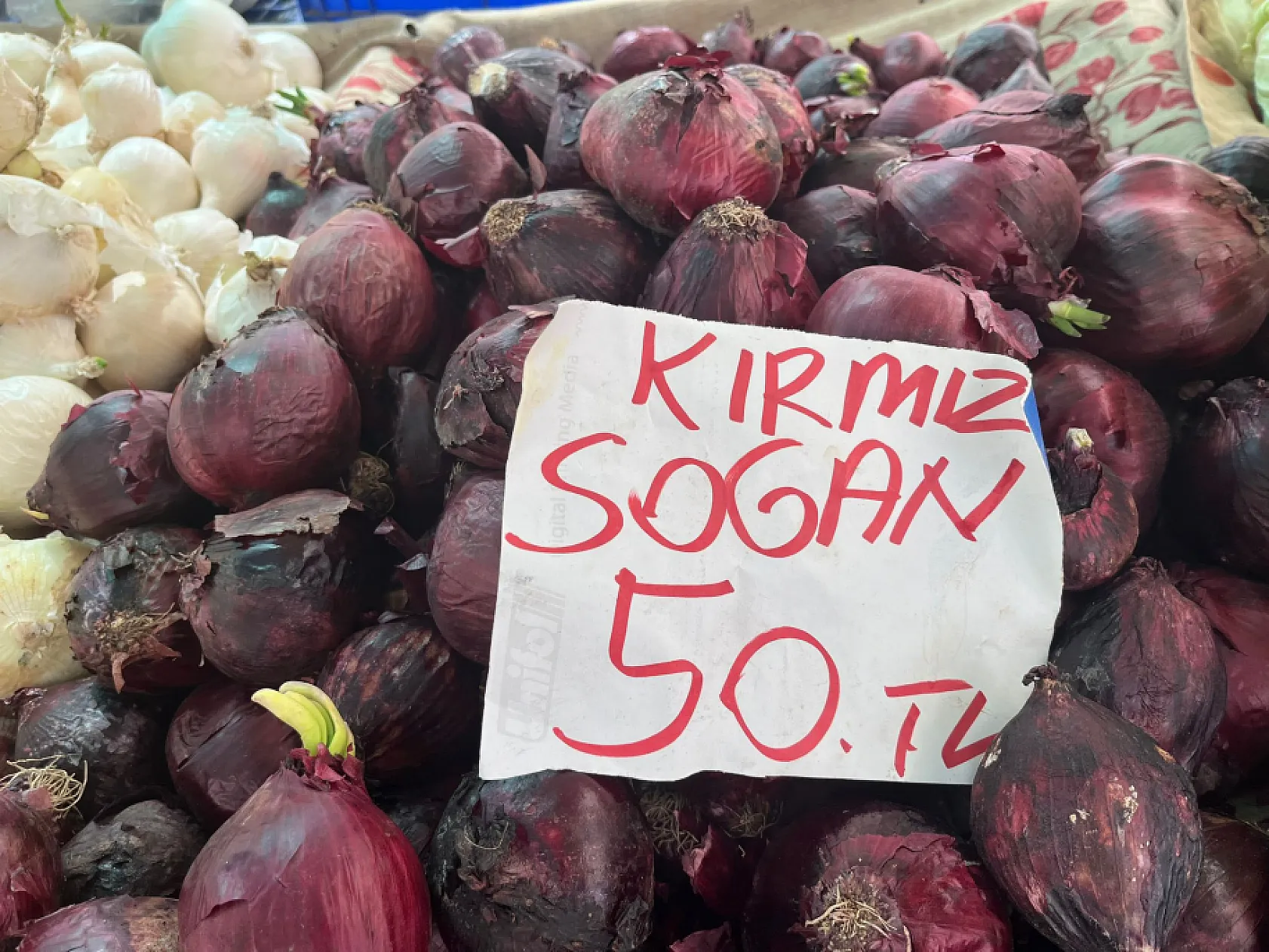 Seçim derdi geçim derdi Fethiye Cuma pazarı fiyatları ne hale geldi?