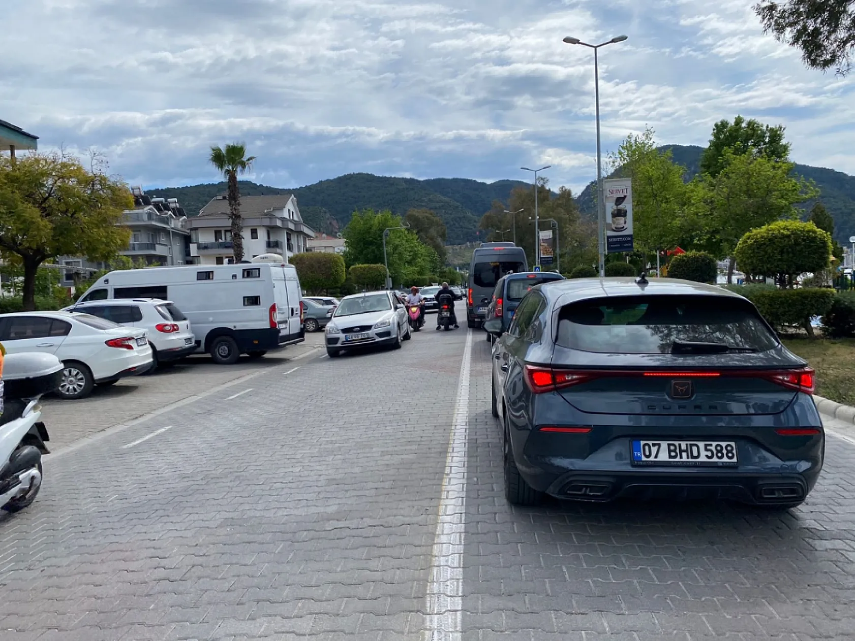 Fethiye'de tatilci yoğunluğu dikkat çekiyor
