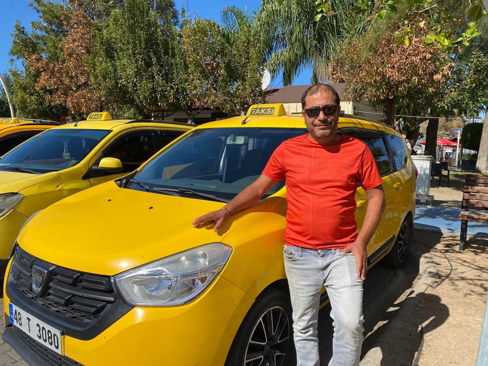 Fethiye'de Taksici Cemal Özveren Turizm Sezonunu Değerlendirdi