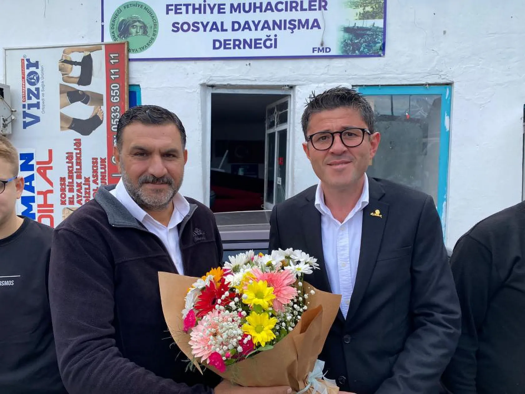 Aday Adayı Kökten Ziyaretlerini Sürdürüyor