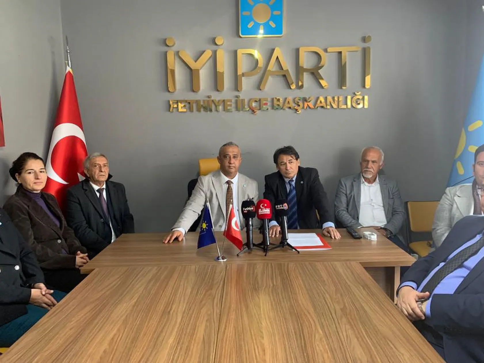 Prof. Dr. Eryılmaz Aday Adaylığını Açıkladı