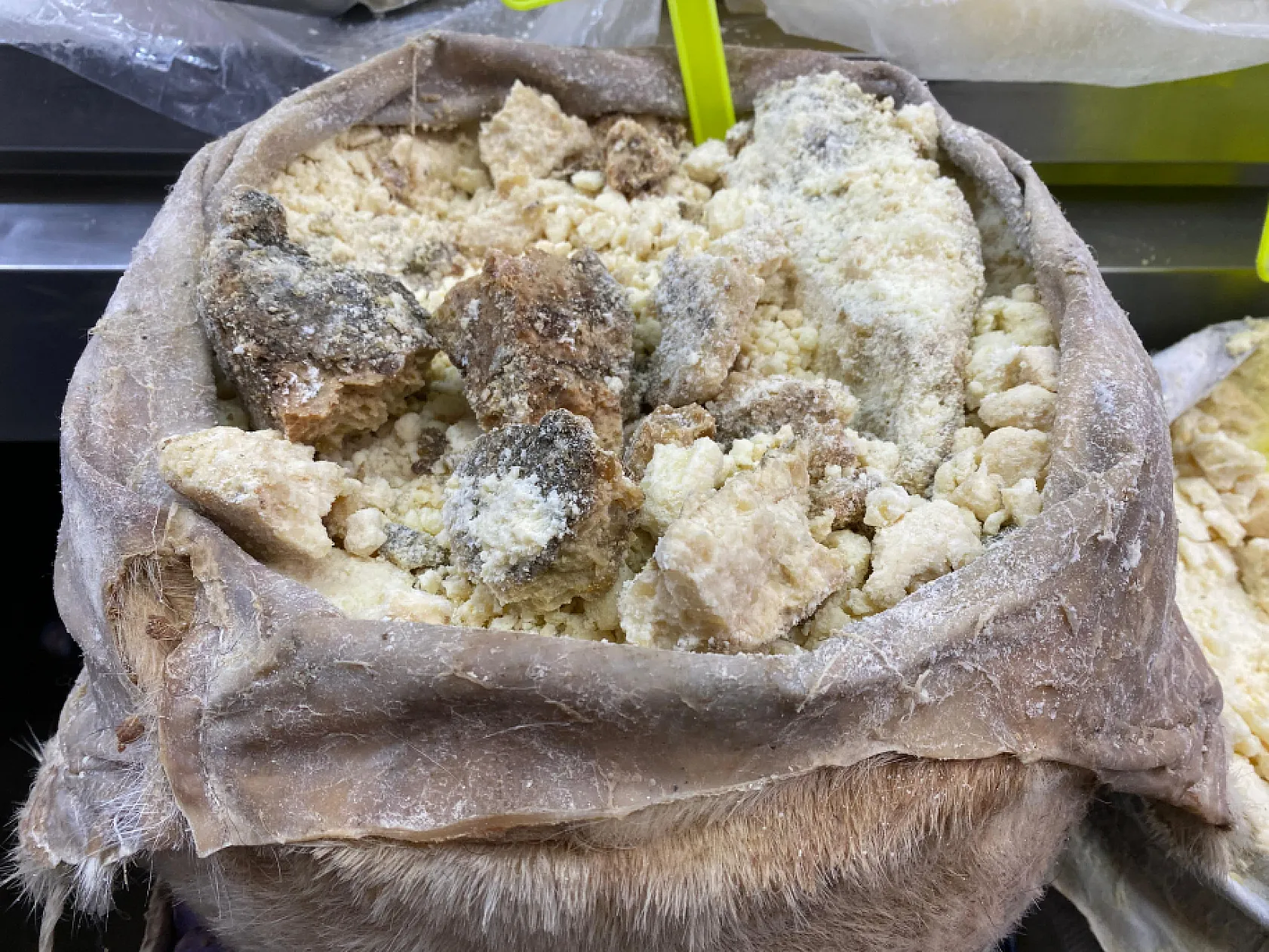 Fethiye'de Pazar Esnafı Zorbaş, 'Küflü Deri Tulum, Doğal Antibiyotik'