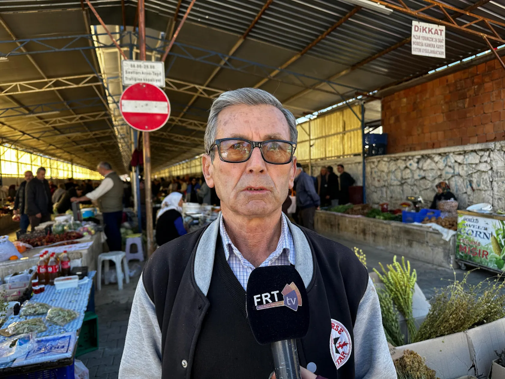 Fethiye Cuma Pazarı'nın Şifa Tezgahındaki Kekik, Adaçayı ve Doğal Yağların Faydaları