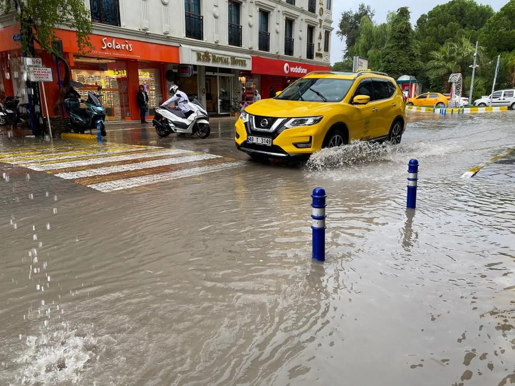 Yine yağmur yine aynı tablo…