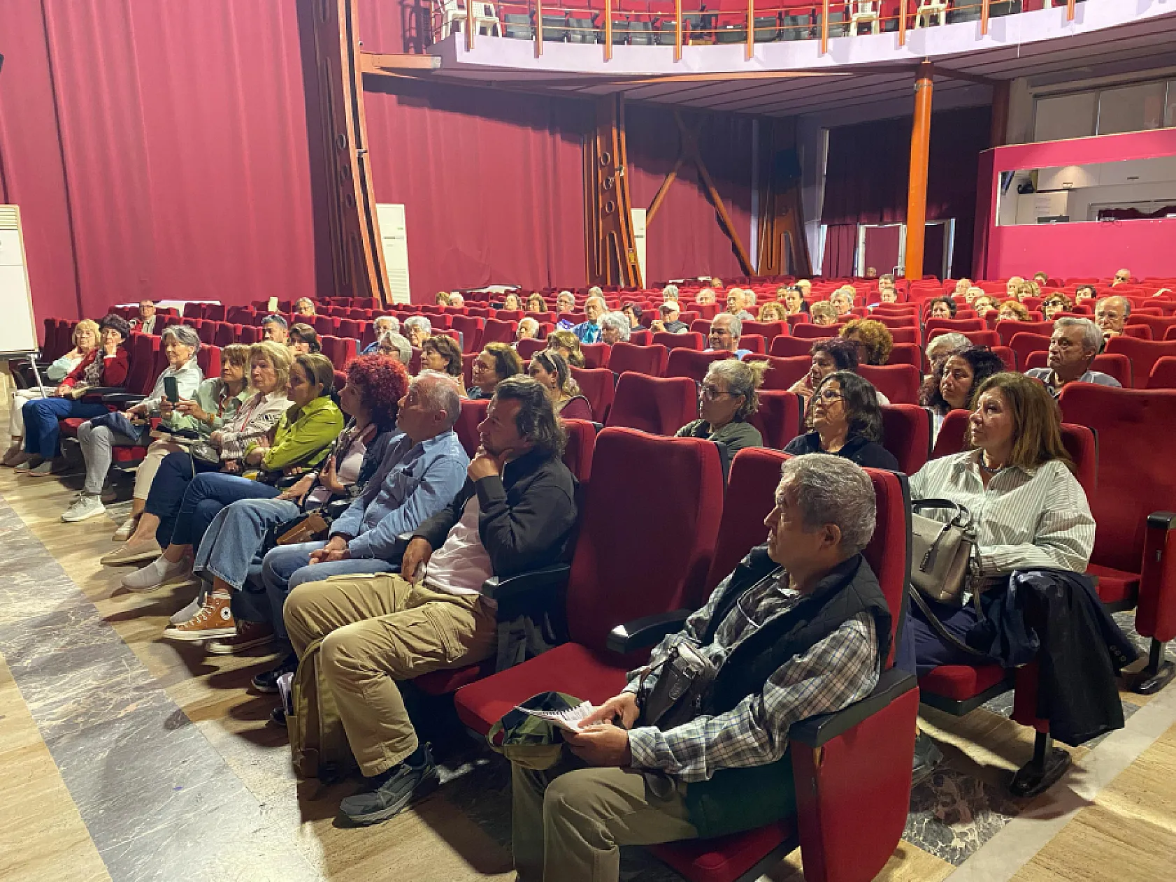 Gösterim fırsatı arayan belgeselcilere Fethiye'den davet