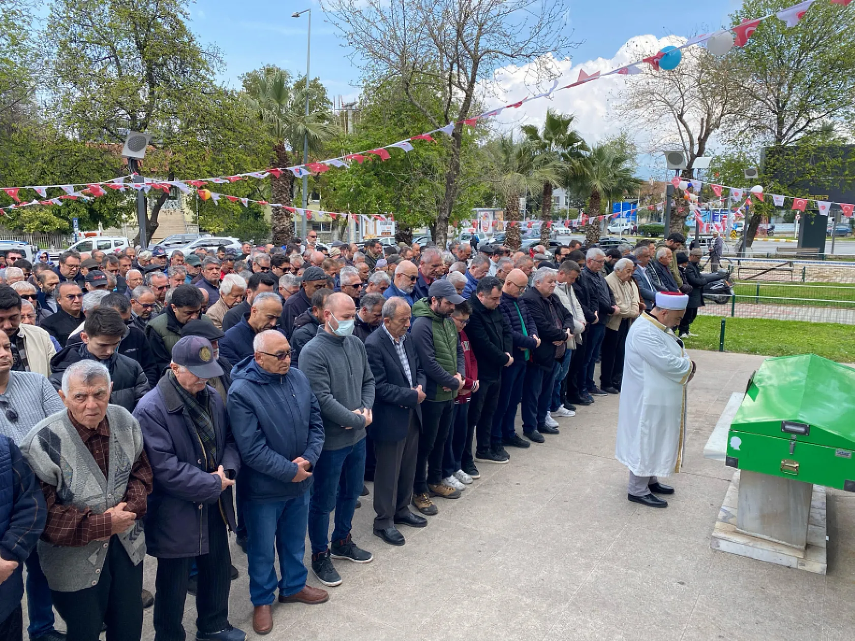 Fethiye 'Dayı' sını Kaybetti, Cenaze Törenine Yoğun Katılım Oldu