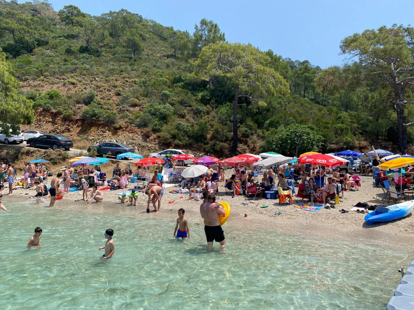 Fethiye Boncuklu Koyu, bayram tatilinde yoğun ilgi görüyor: 'Maldivler'e gerek yok!'